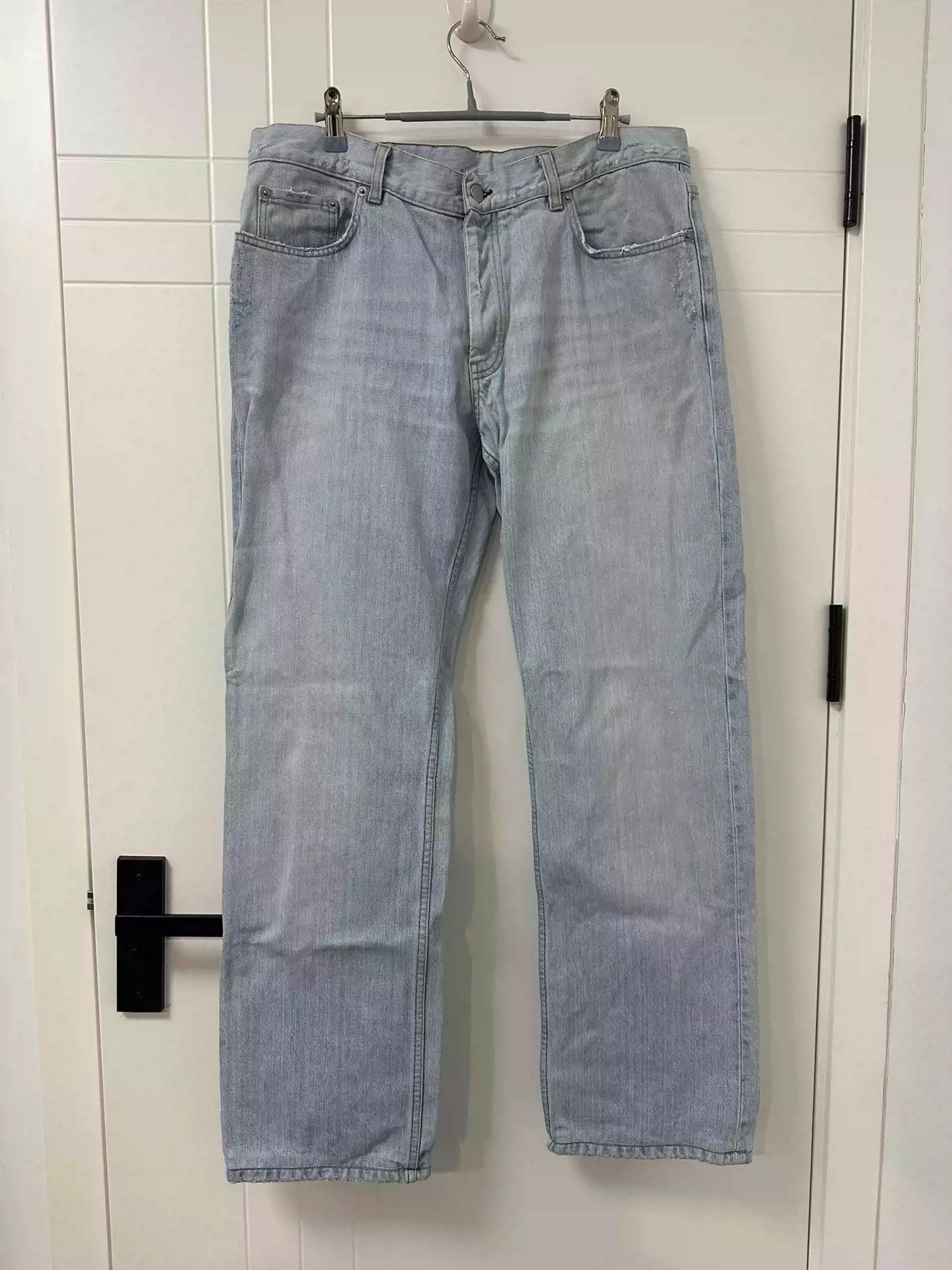 Helmut Lang Helmut lang himself is looking to destroy boutique jeans Size US 36 / EU 52 - 1 Thumbnail