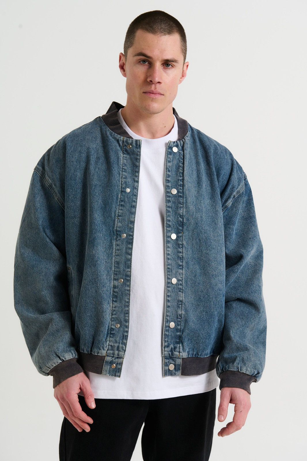 Other DENIM BOMBER JACKET DETACHABLE HOOD FULLZIPPER BUTTON Size US M / EU 48-50 / 2 - 1 Thumbnail