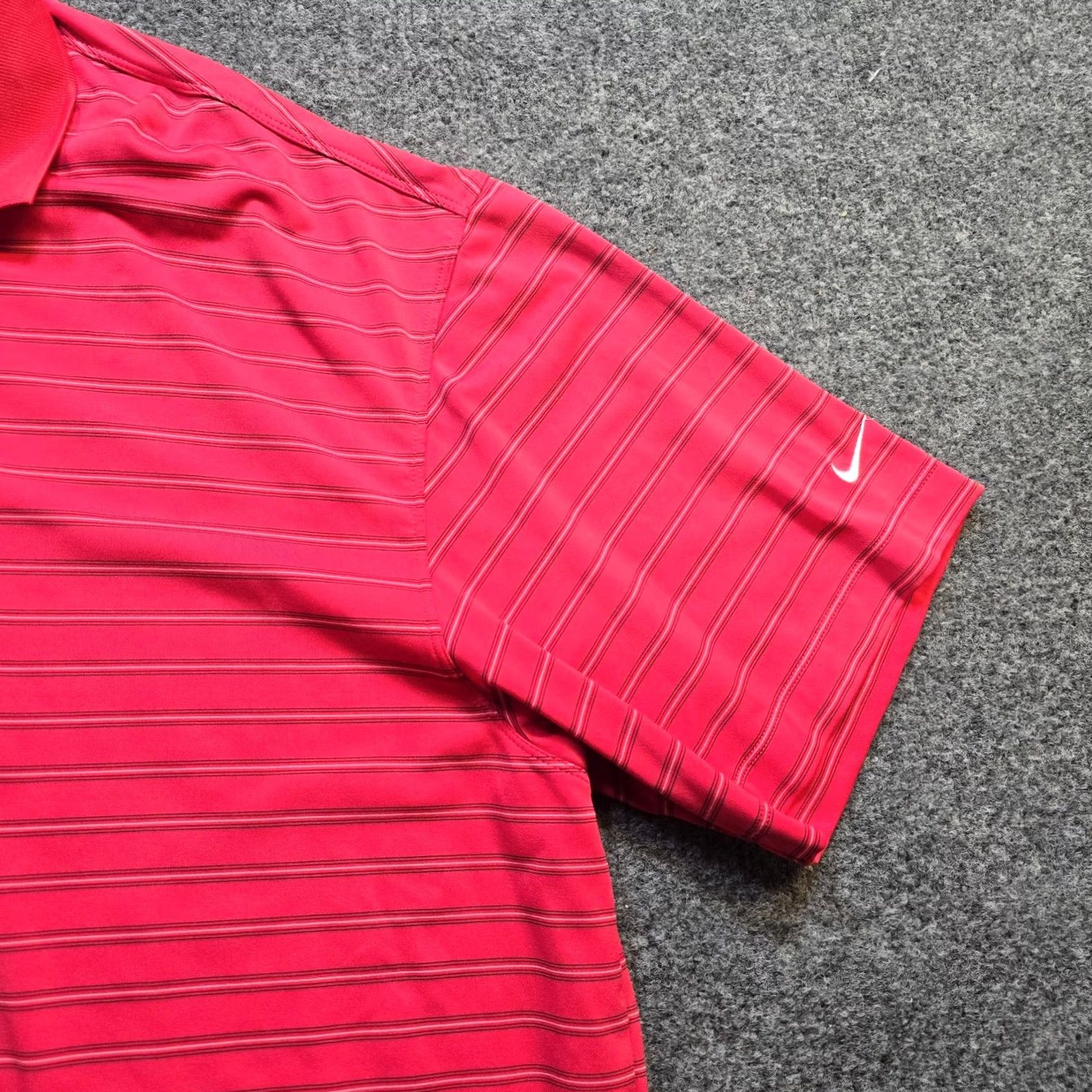 Nike Nike Golf Polo Shirt Men XXL Red Striped Nike Dri-Fit Short Sleeve Casual Comfort Polo Shirt Men XXL Red Striped Size US XXL / EU 58 / 5 - 4 Thumbnail