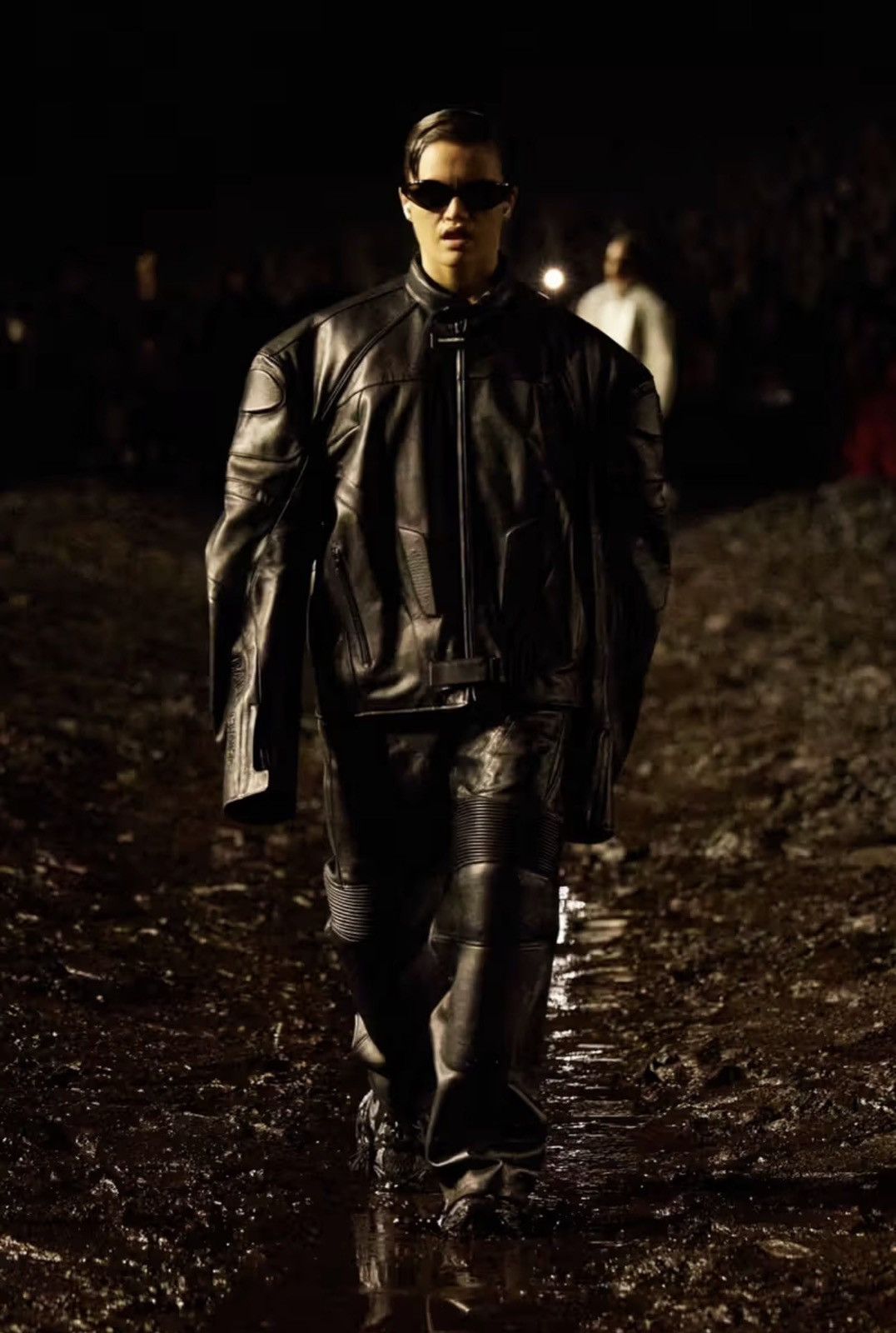 Balenciaga Balenciaga SS23 Mudshow Leather Biker Jacket Size US S / EU 44-46 / 1 - 25 Thumbnail