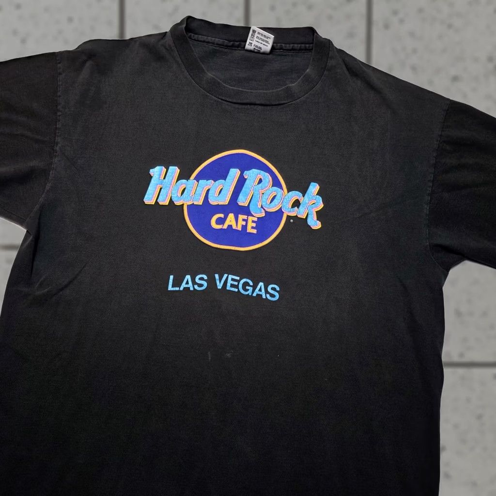 Hard Rock Cafe VINTAGE Hard Rock Cafe Las Vegas Shirt XL Men Black Short Sleeve Crew Neck 90s USA Graphic Print Cotton T-Shirt Size US XL / EU 56 / 4 - 1 Thumbnail