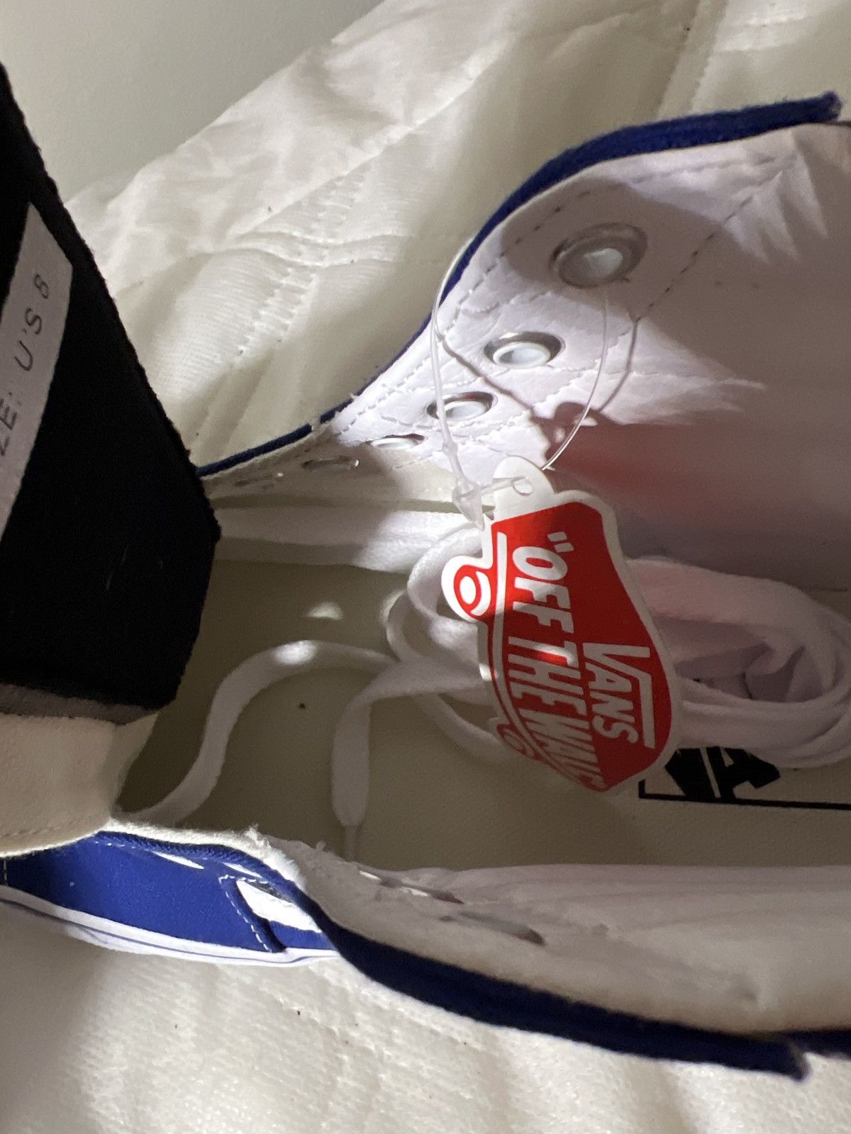 Vans Vans off the wall tennis shoes w/ L.A. am 570 sports Size US 8 / EU 41 - 9 Thumbnail