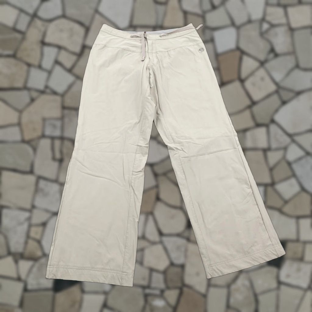 Mountain Hardwear VINTAGE Mountain Hardwear Pants Womens 8/32 Beige Fleece Lined Softshell Hiking Outdoor Size 30" / US 8 / IT 44 - 1 Thumbnail