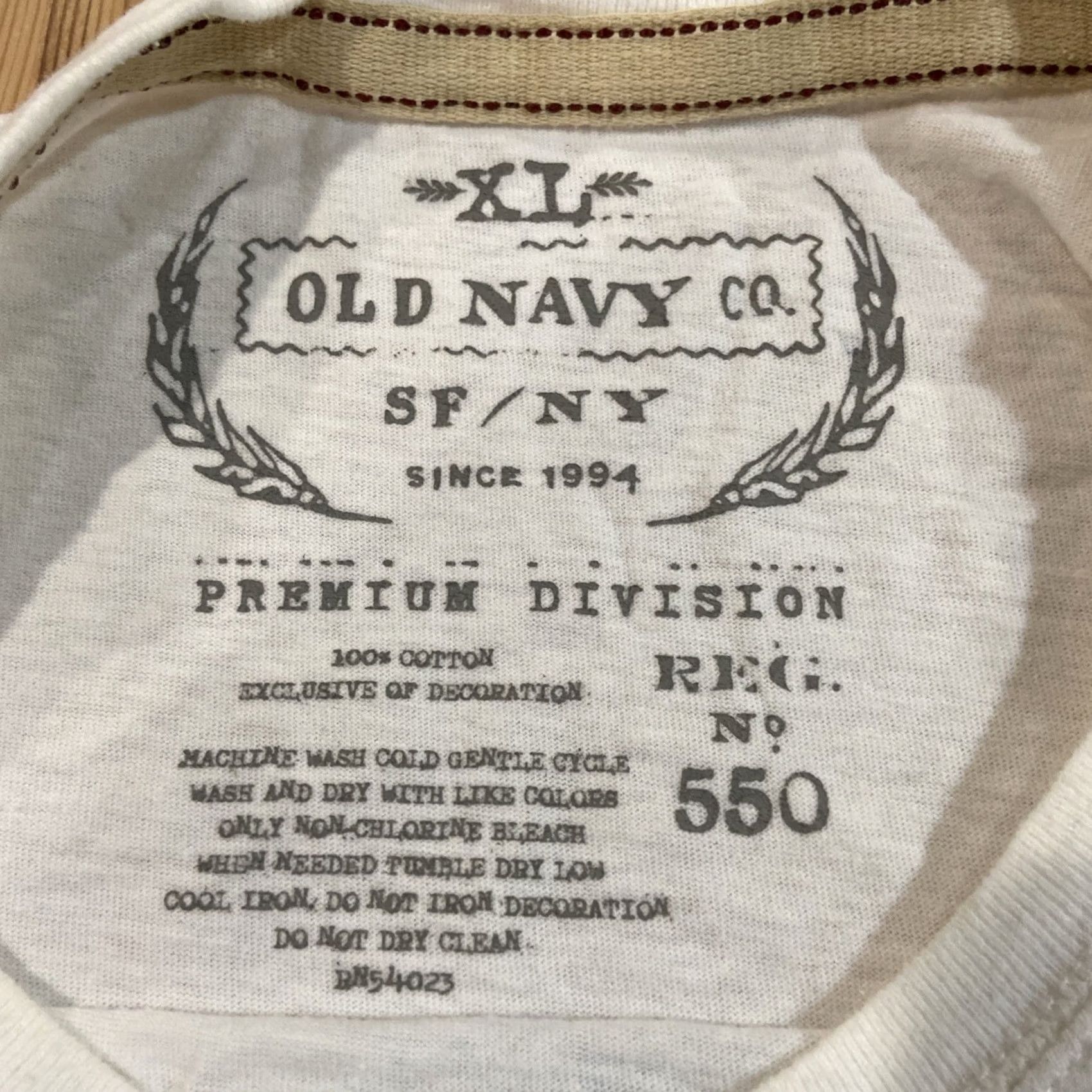 Old Navy VINTAGE Old Navy T-Shirt Tiger White XL Mens Crew Neck Short Sleeve Y2K 90s Roaring Size US XL / EU 56 / 4 - 4 Thumbnail