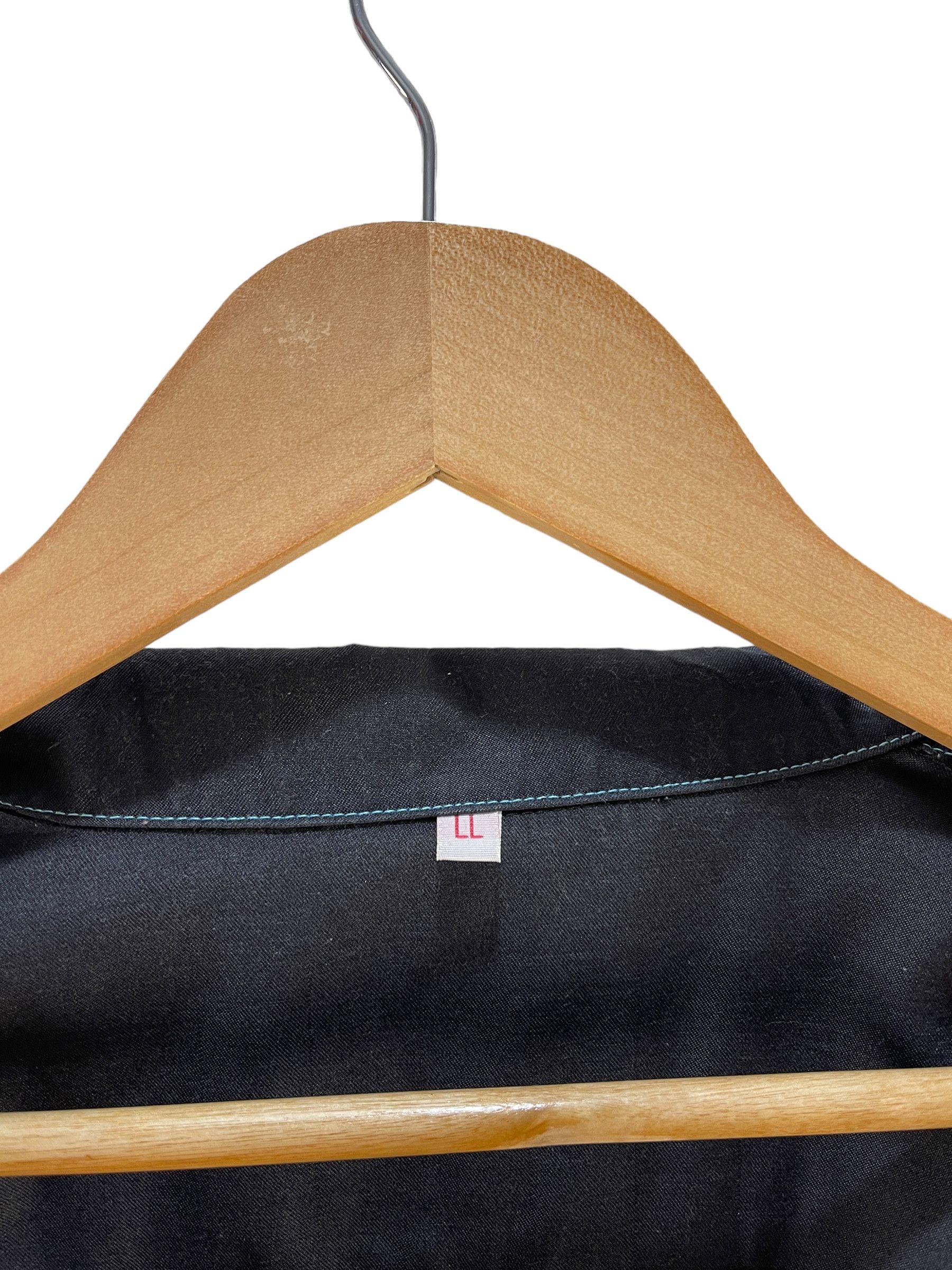 Japanese Brand Vintage Family Mart Workers Jacket Size US L / EU 52-54 / 3 - 10 Thumbnail