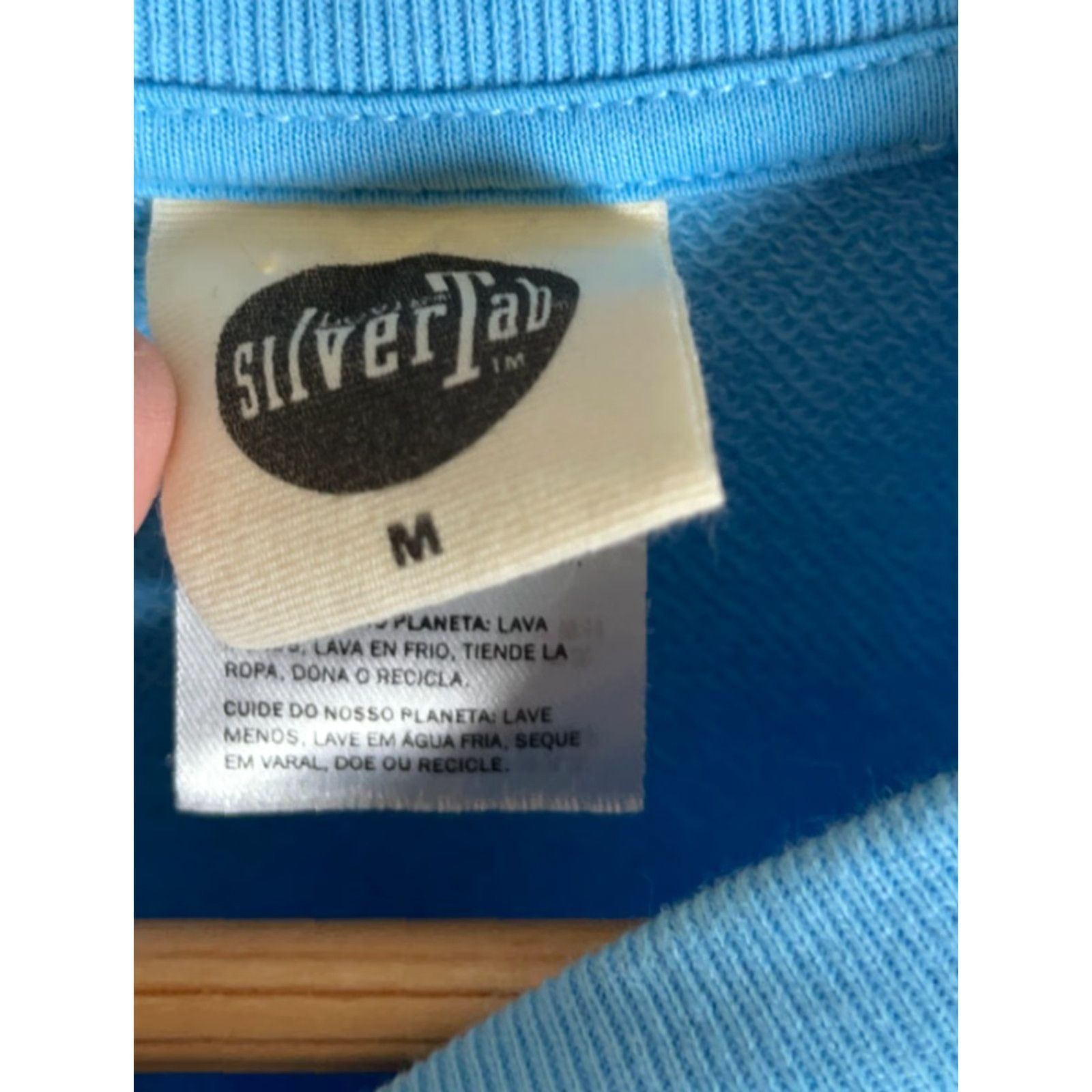 Levi's Levi's SilverTab Cropped Sweatshirt Women's Medium Blue Graphic 90s Retro Size M / US 6-8 / IT 42-44 - 3 Thumbnail