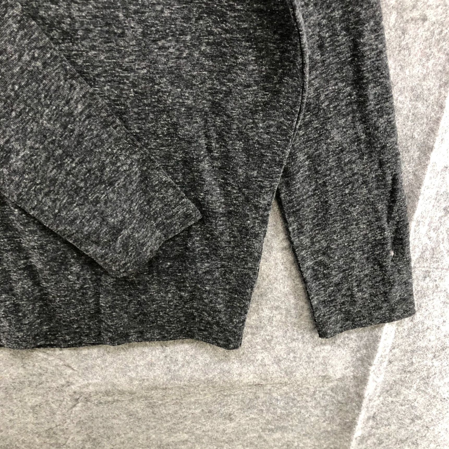 BB Dakota BB Dakota Long Sleeve Charcoal Gray Top Womens Crewneck Basic M Shirt Size M / US 6-8 / IT 42-44 - 5 Thumbnail