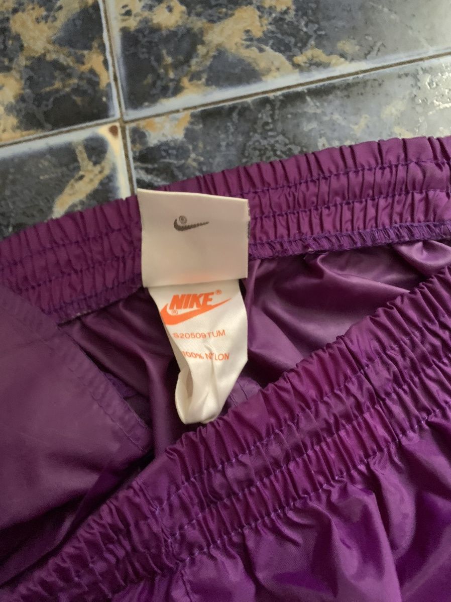 Vintage Nike vintage Woman’s track pants Size 36" / US 14 / IT 50 - 6 Thumbnail