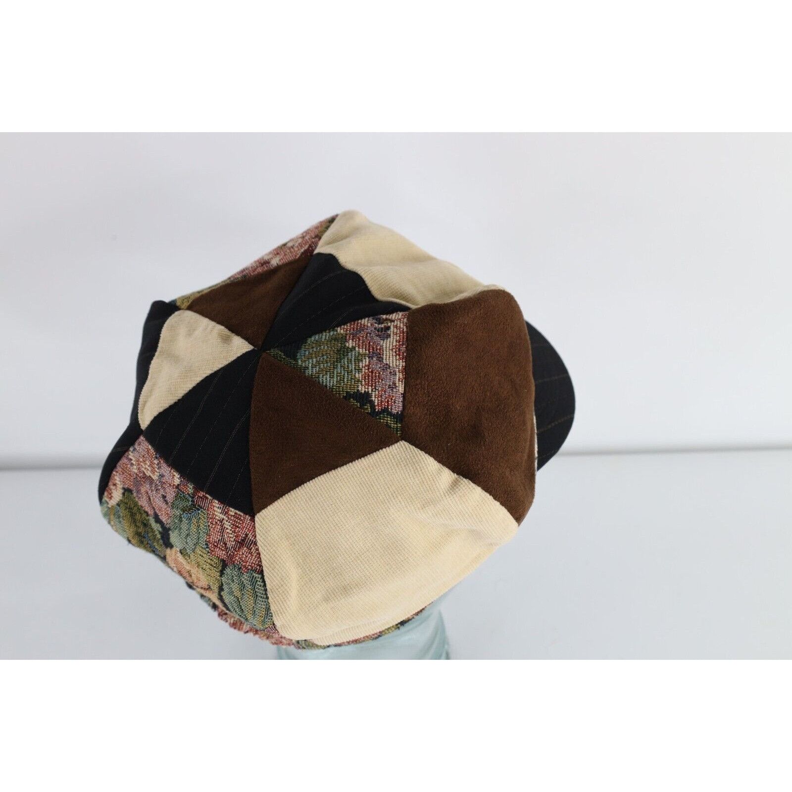 Vintage Vintage 90s Streetwear Tapestry Flower Patchwork Newsboy Cap Size ONE SIZE - 5 Thumbnail