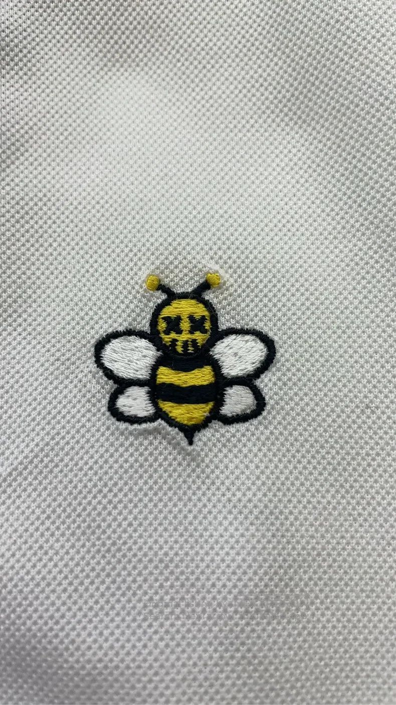 Dior Dior White embroidered little bee short-sleeved T-shirt Size US M / EU 48-50 / 2 - 4 Thumbnail