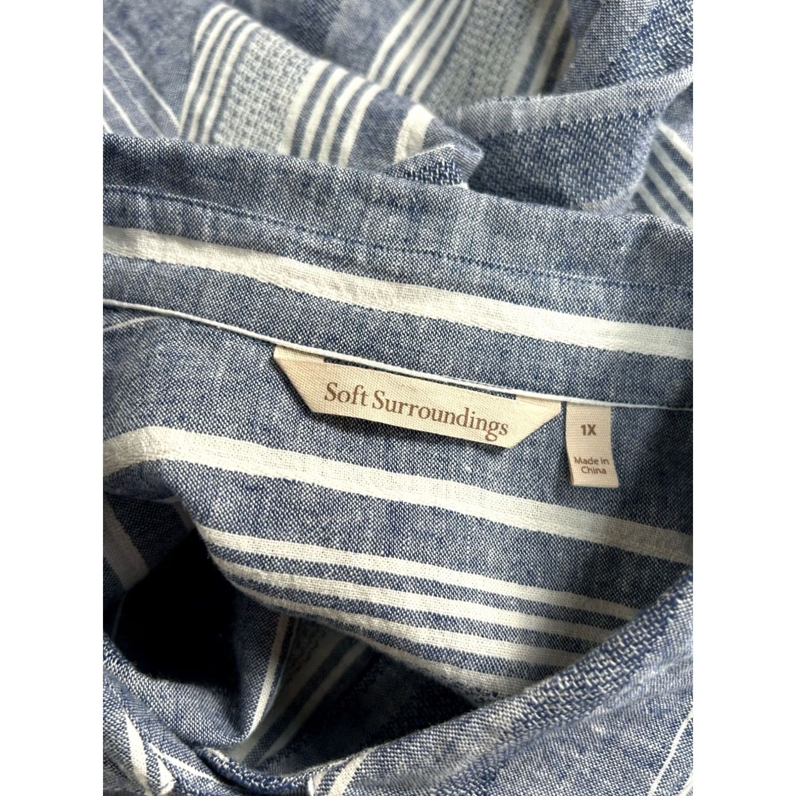Soft Surroundings Soft Surroundings Blue Striped Linen Cotton Button-Down Tunic Shirt Plus 1X NWOT Ladies Casual 3/4 Sleeve High-Low Hem Size 1X Blue/White Shirt Size XL / US 12-14 / IT 48-50 - 4 Thumbnail