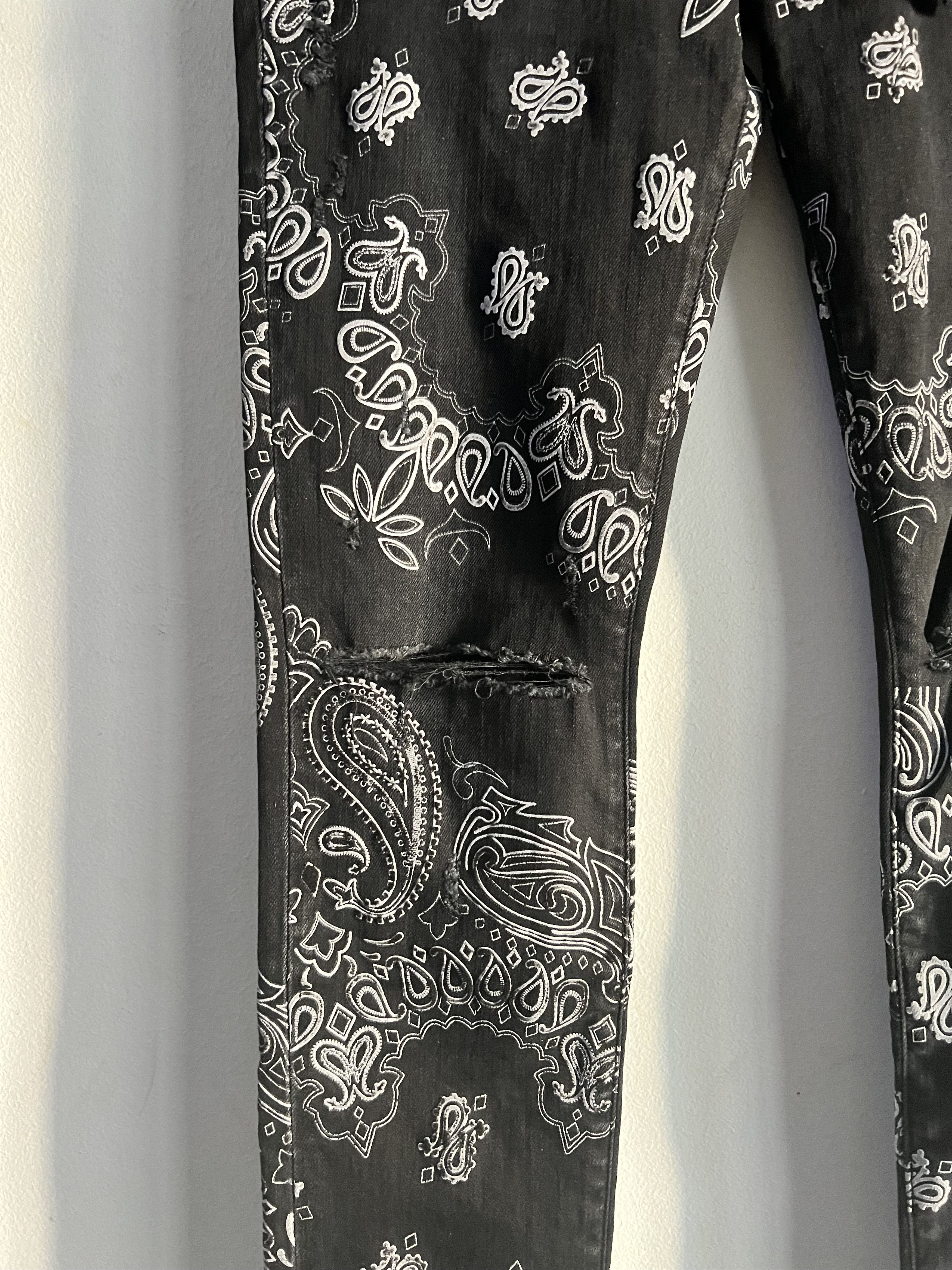 Amiri BNWT Black Flocked Paisley Bandana Size US 32 / EU 48 - 6 Thumbnail