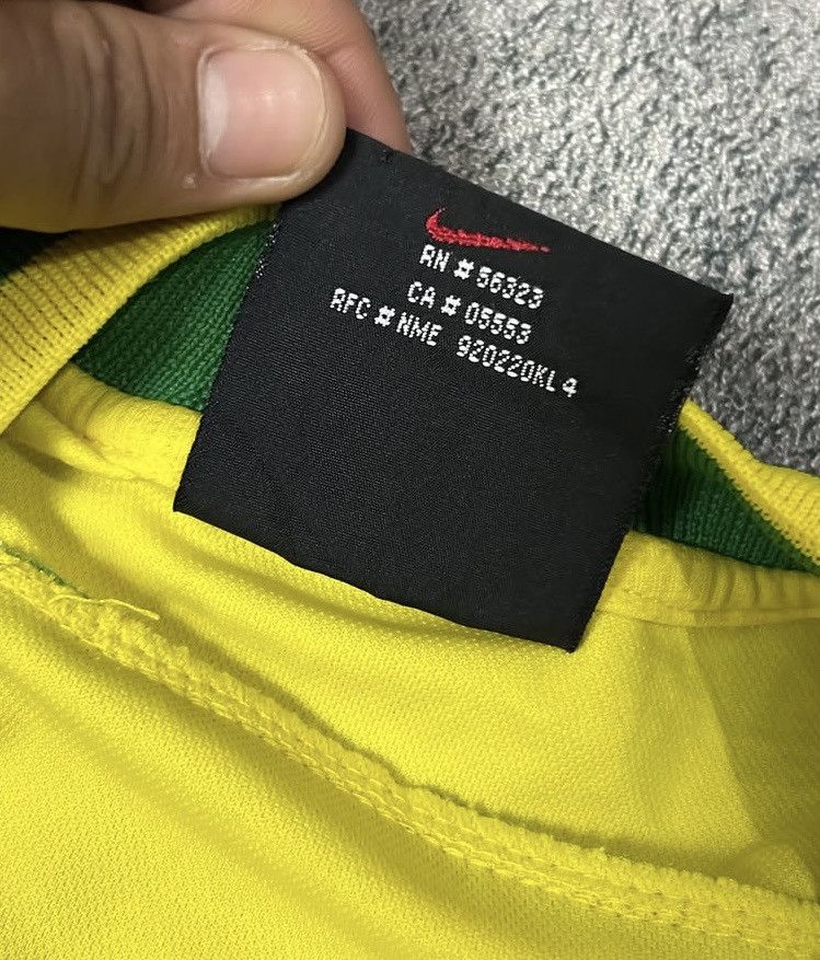 Nike 90s Nike Soccer Jersey Brazil Vintage Size US XL / EU 56 / 4 - 3 Thumbnail