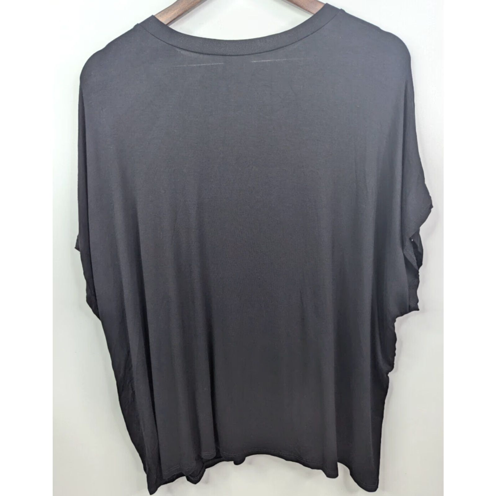 Torrid NWT Torrid Knit Jersey Crew Neck Black 1X Plus Blouse Shirt Womens Tunic Size 1X Crew Neck Casual Workwear Winter Spring Summer Fall Size XL / US 12-14 / IT 48-50 - 2 Thumbnail