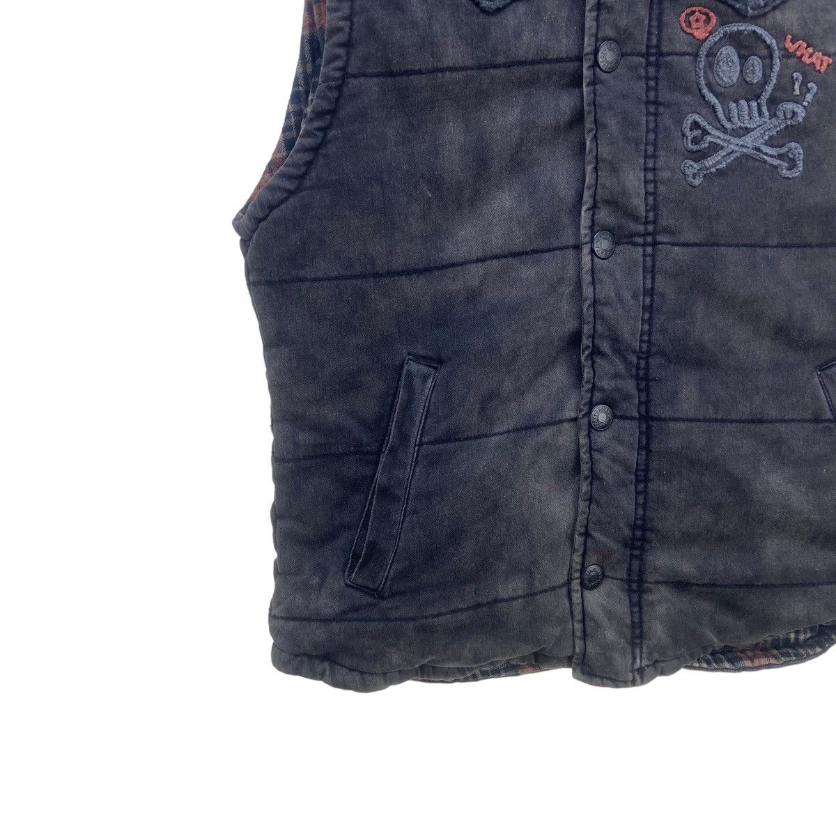 Japanese Brand Japanese Brand Skulls Logo Vests Size US XS / EU 42 / 0 - 6 Thumbnail