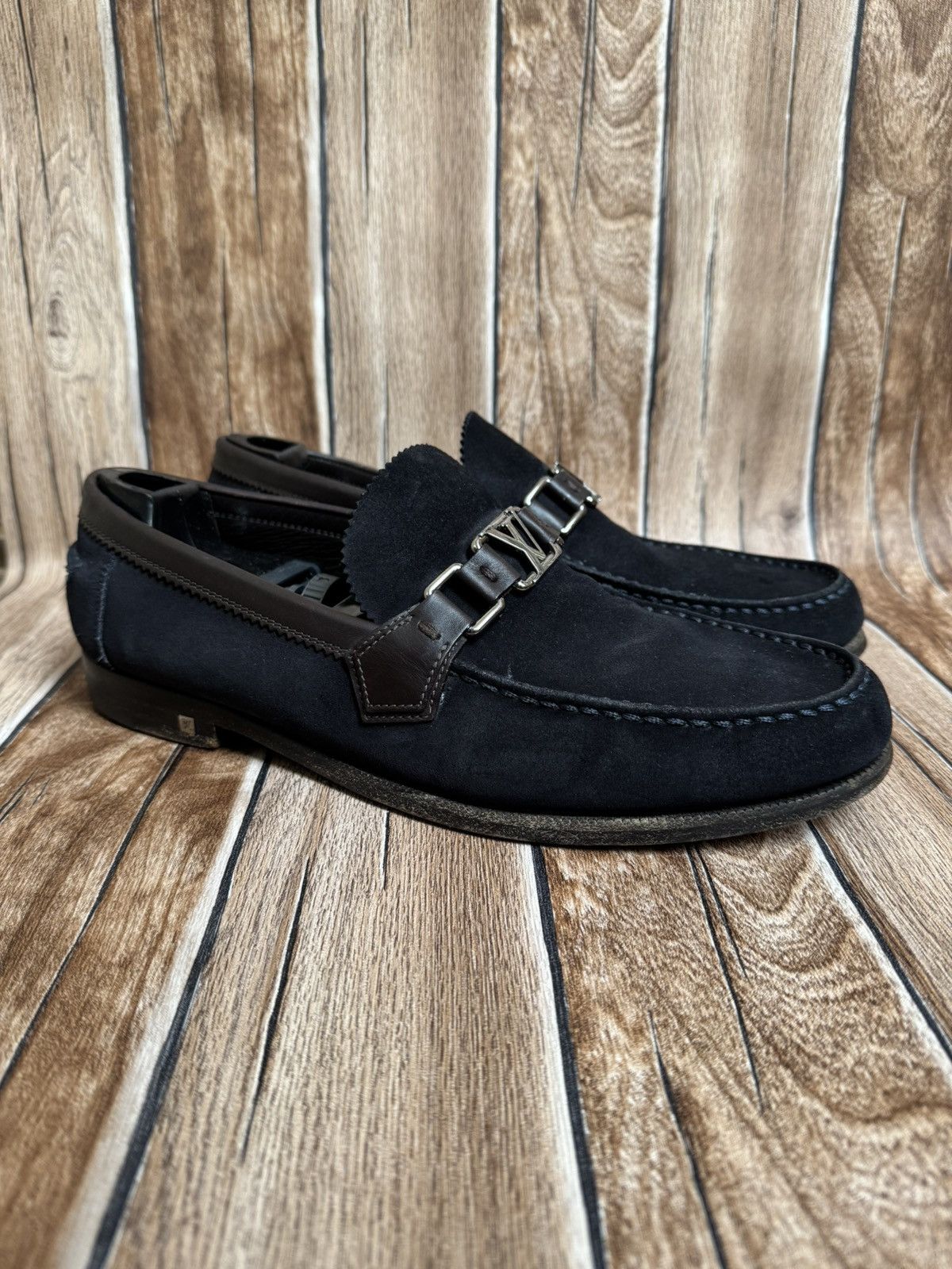 Louis Vuitton suede leather loafers Size US 9.5 / EU 42-43 - 2 Thumbnail