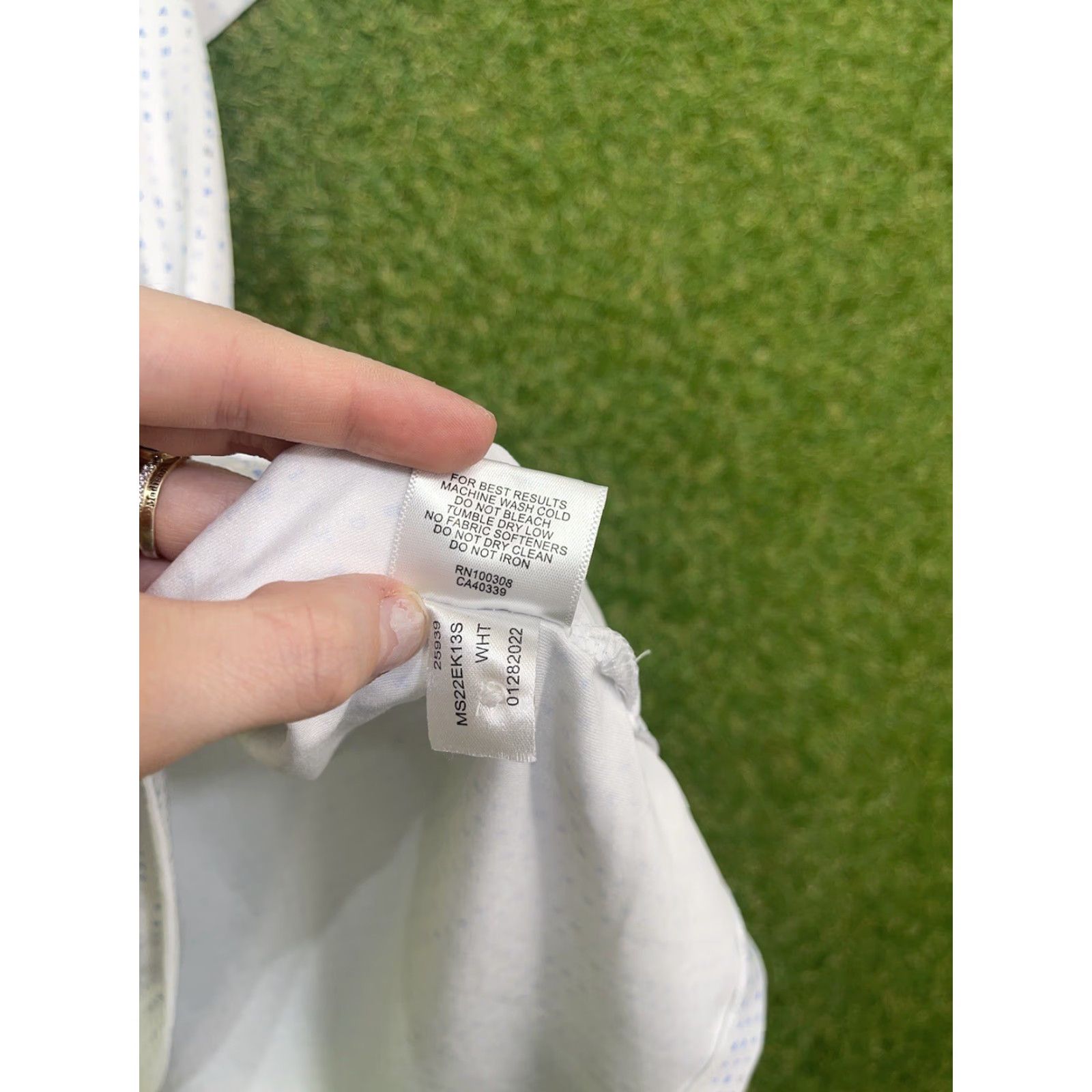 Peter Millar Peter Millar Summer Comfort Polo Shirt Mens XL White Geometric Short Sleeve Polo Golf Shirt, Polyester Spandex, 3D Logo, Breathable, Regular Fit Size US XL / EU 56 / 4 - 5 Thumbnail