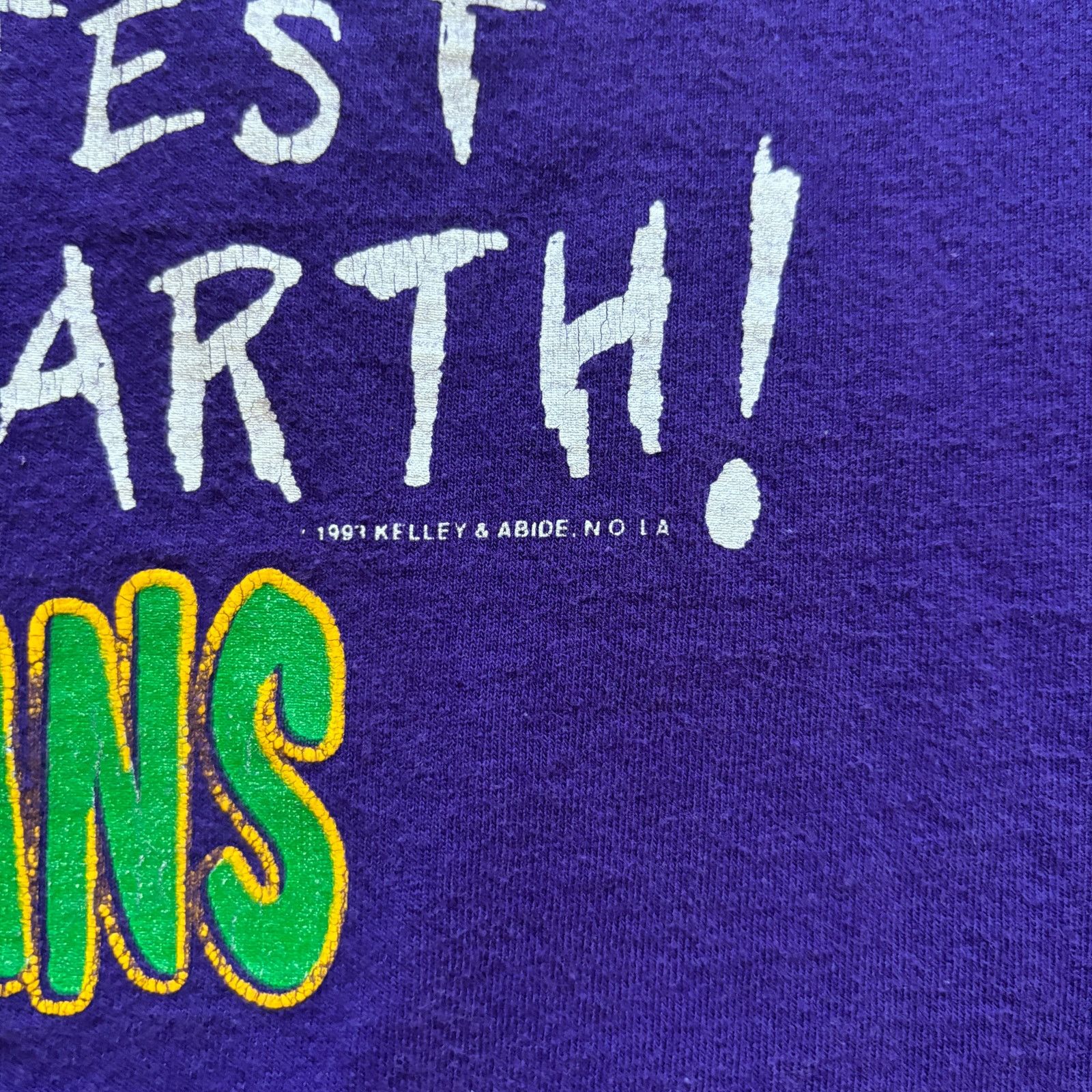 Jerzees Vintage 1994 "I Survived Mardi Gras" purple Tshirt XL 90s Size US XL / EU 56 / 4 - 4 Thumbnail