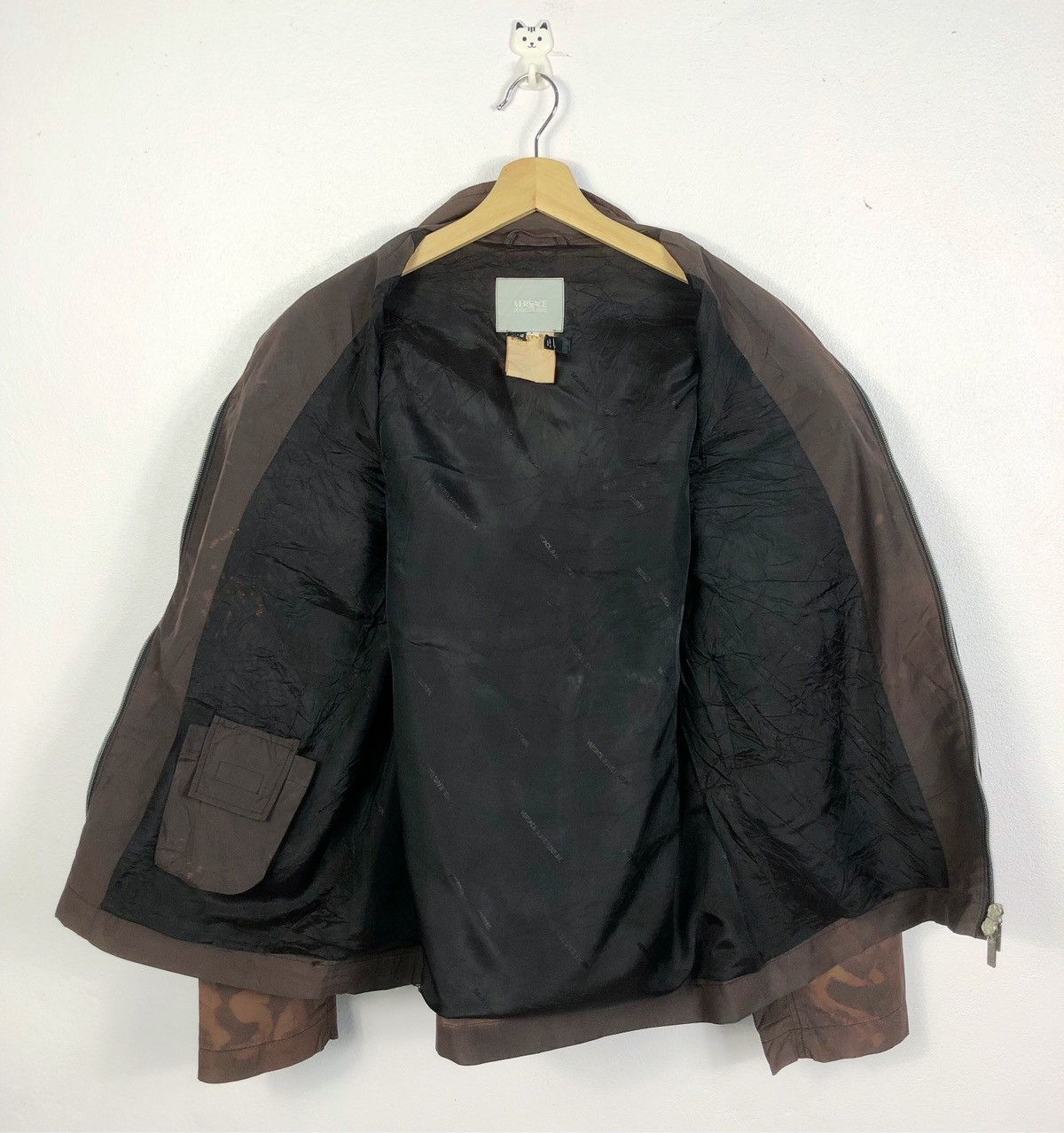 Versace Vintage Versace Jeans Couture Graffiti Jacket Made in Italy Size US L / EU 52-54 / 3 - 13 Thumbnail