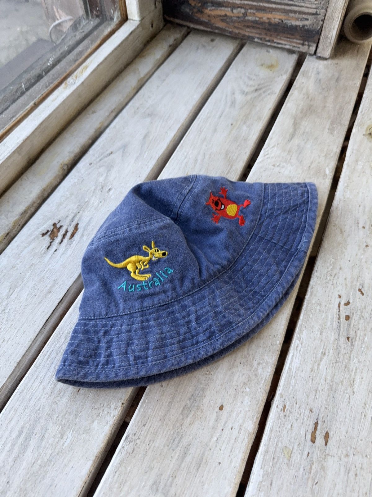 Vintage Vintage 90s Surf Australia Y2K Faded panama hat Size ONE SIZE - 1 Thumbnail