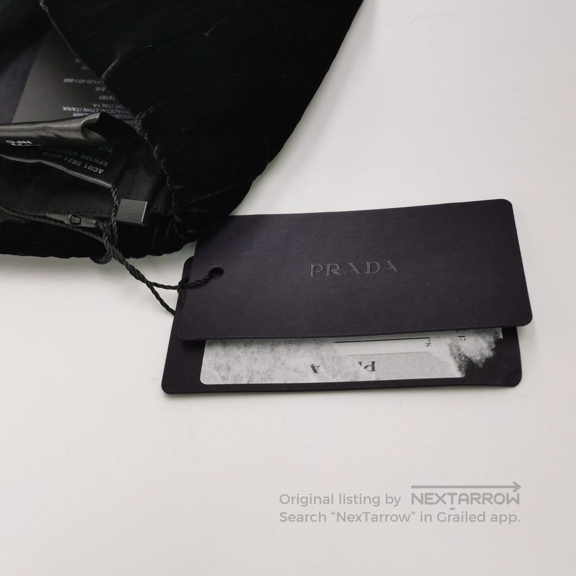 Prada Prada Logo Black Sweatpants for Women . Size 30" / US 8 / IT 44 - 4 Thumbnail