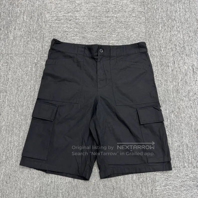 Louis Vuitton Louis Vuitton LV Cargo Shorts. Size US 44 / EU 60 - 1 Thumbnail