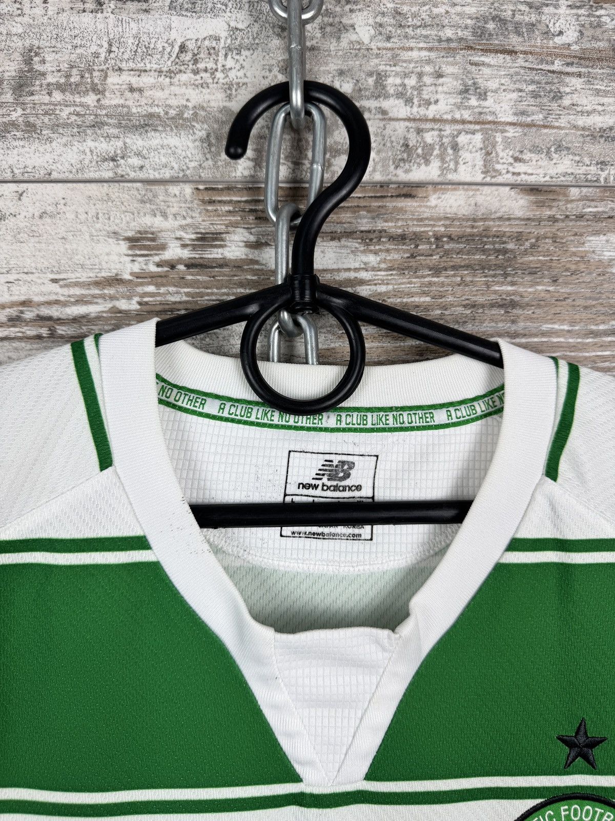 New Balance × Vintage Mens Vintage New Balance Celtic FC T-shirt soccer jersey Size US L / EU 52-54 / 3 - 6 Thumbnail