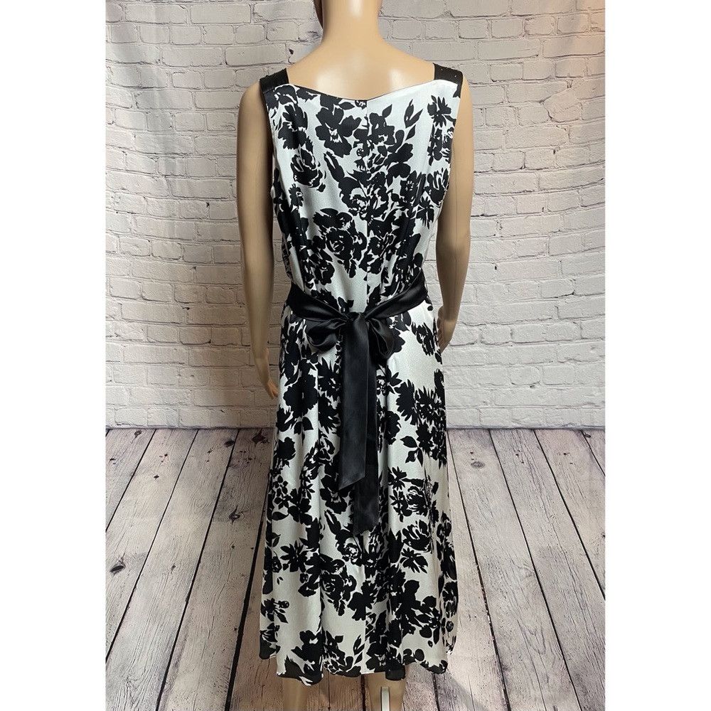 Free People NWT New $1450 Marina Rinaldi Black White Black Floral Silk Size M / US 6-8 / IT 42-44 - 3 Thumbnail