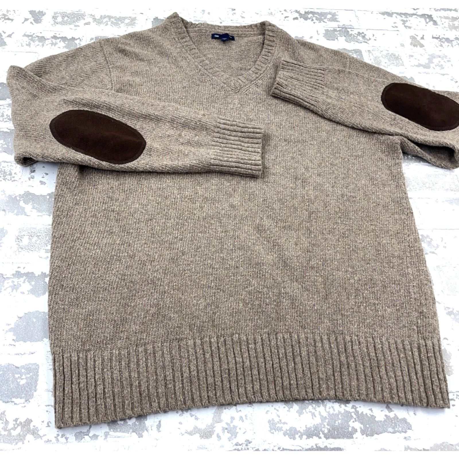 Gap Gap Sweater Men XL Brown Tan V Neck Woll Blend Knit Elbow Patch Zipper Pullover Size US XL / EU 56 / 4 - 4 Thumbnail