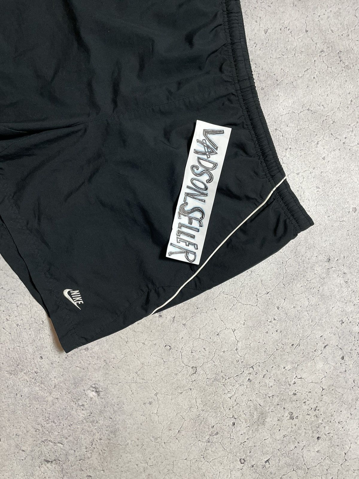 Nike × Vintage Nike Vintage Nylon Shorts Swoosh Drill Y2K Size US 36 / EU 52 - 6 Thumbnail