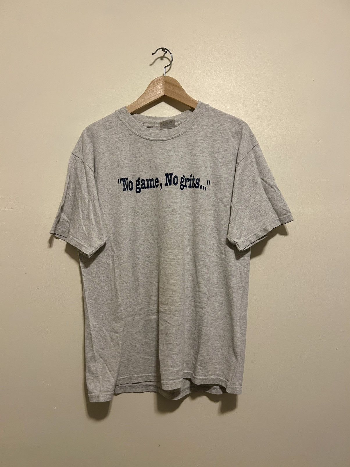 Gildan Y2K Vintage “No game, No grits…” Tee Size US L / EU 52-54 / 3 - 1 Thumbnail
