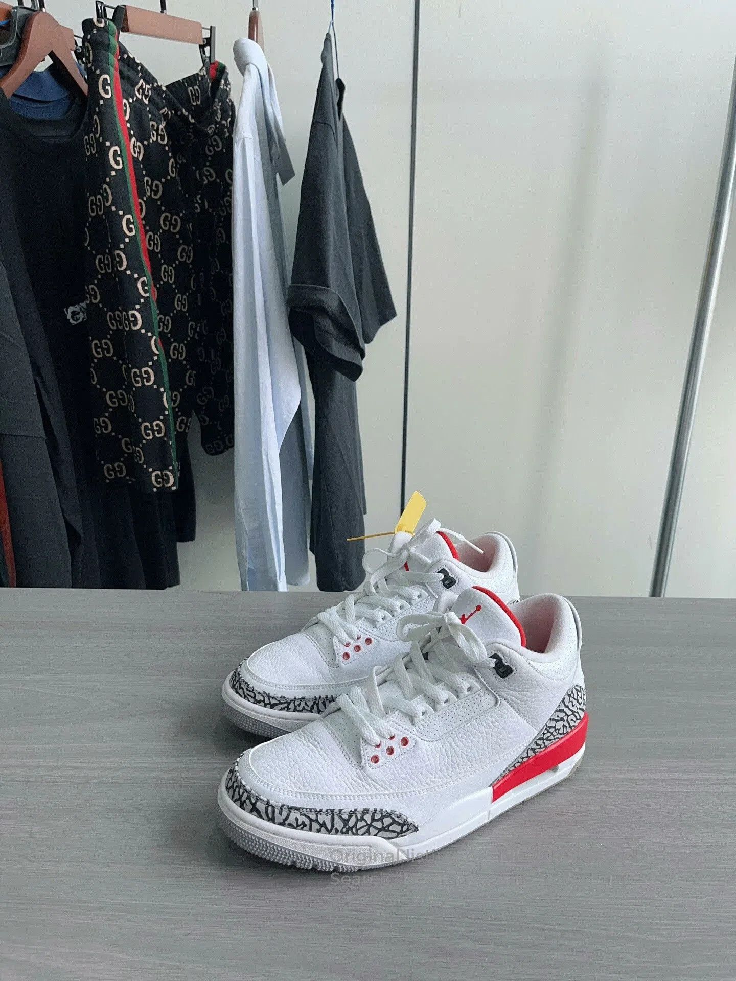 Jordan Brand Air Jordan 3 White Red. Size US 10 / EU 43 - 5 Thumbnail