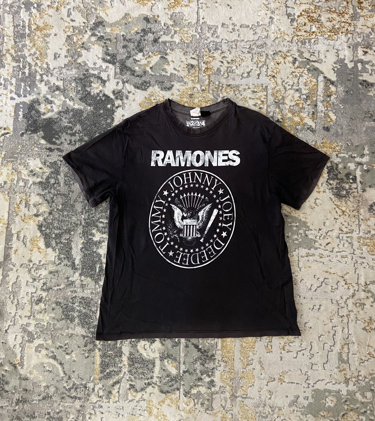 Band Tees × H&M × Other FADED DISTRESSED RAMONES VERY RARE Size US L / EU 52-54 / 3 - 1 Thumbnail