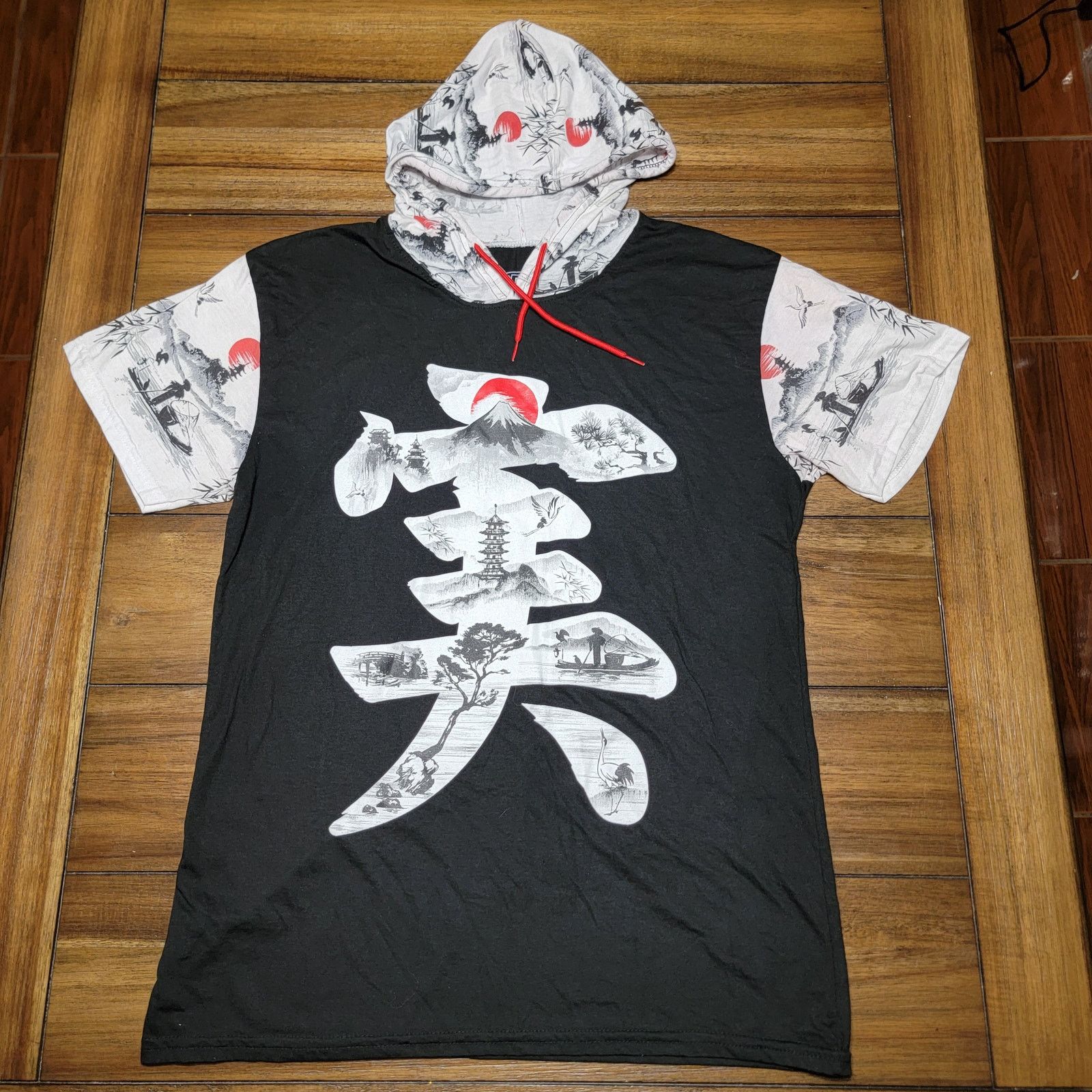 Fresh Laundry Fresh Laundry B&W Japanese Style Hooded Tee "Beauty" -Medium Size US M / EU 48-50 / 2 - 2 Thumbnail