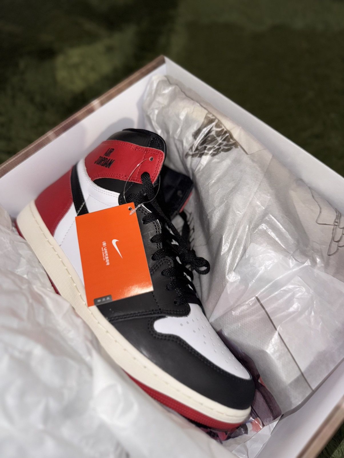 Jordan Brand [300] Air Jordan 1 Retro High OG “Black Toe” Size US 12 / EU 45 - 9 Thumbnail