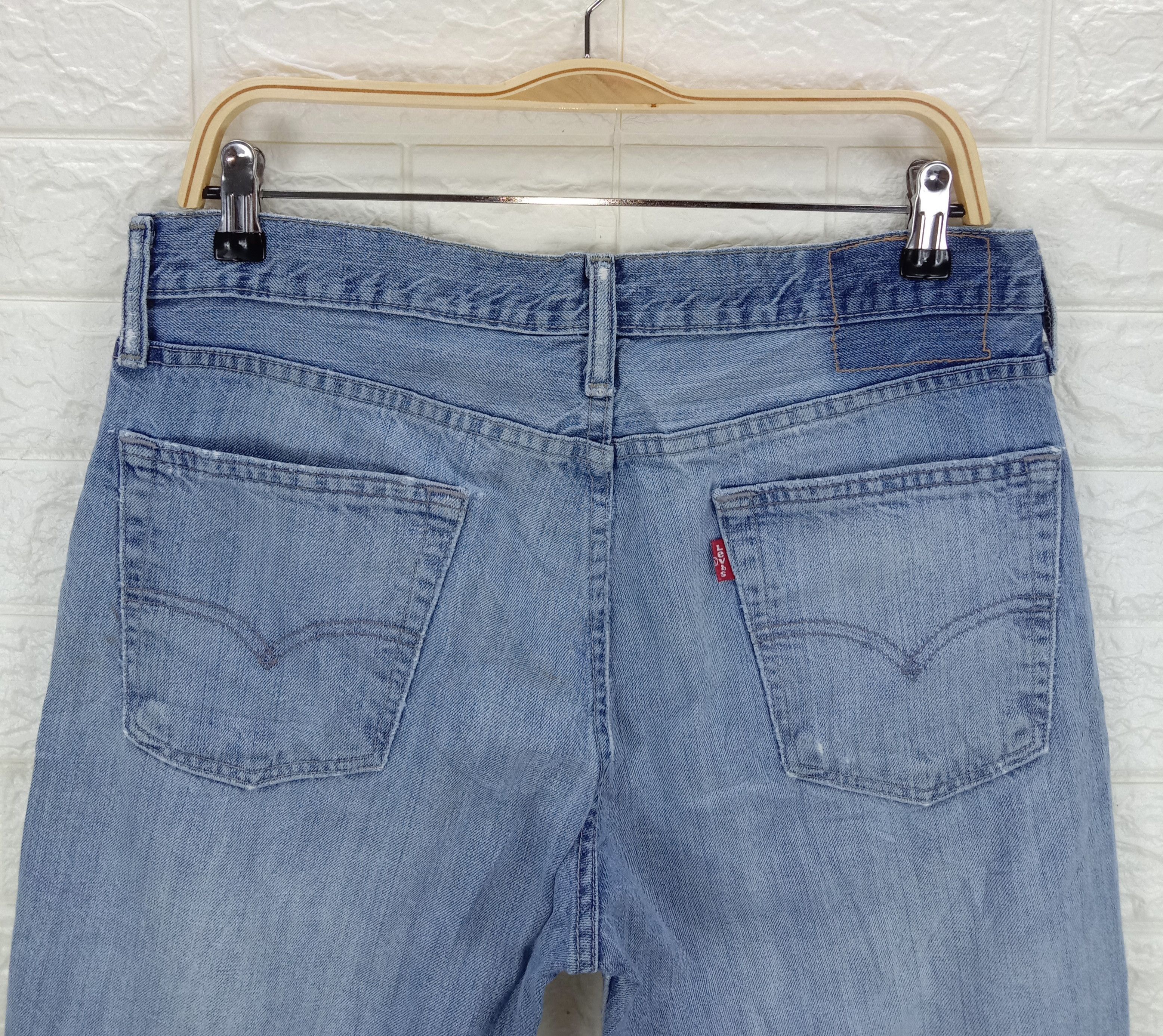 Levi's Vintage Levi's 514 Slim Straight Ripped Jeans Size US 32 / EU 48 - 6 Thumbnail