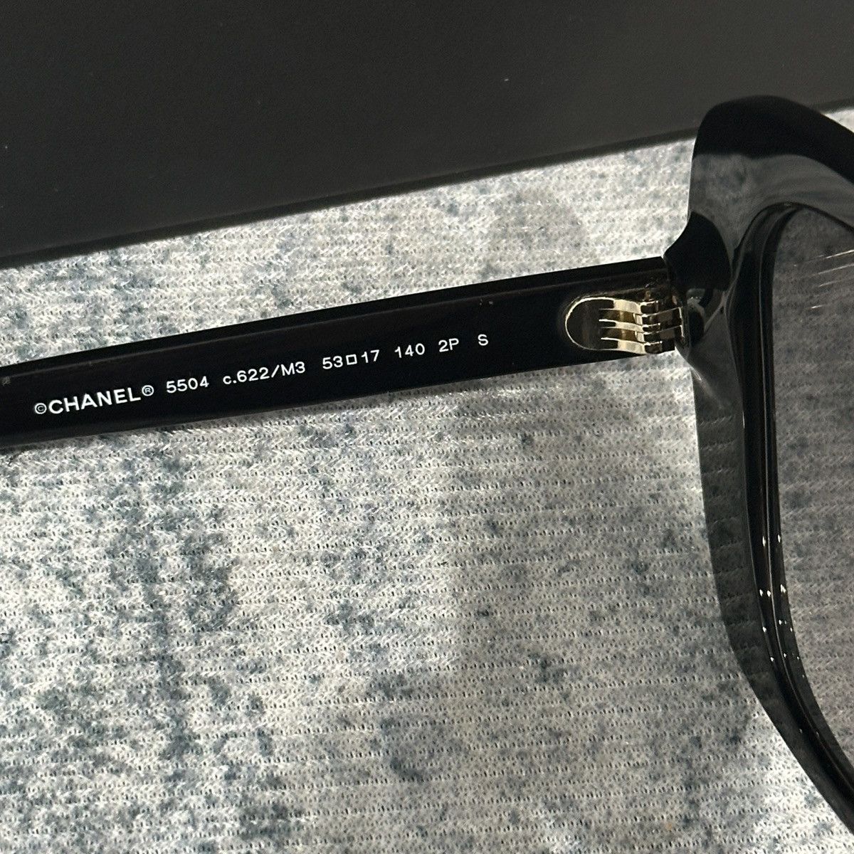 Chanel CHANEL 0CH5504 C622M3 SUNGLASSES Size ONE SIZE - 8 Thumbnail
