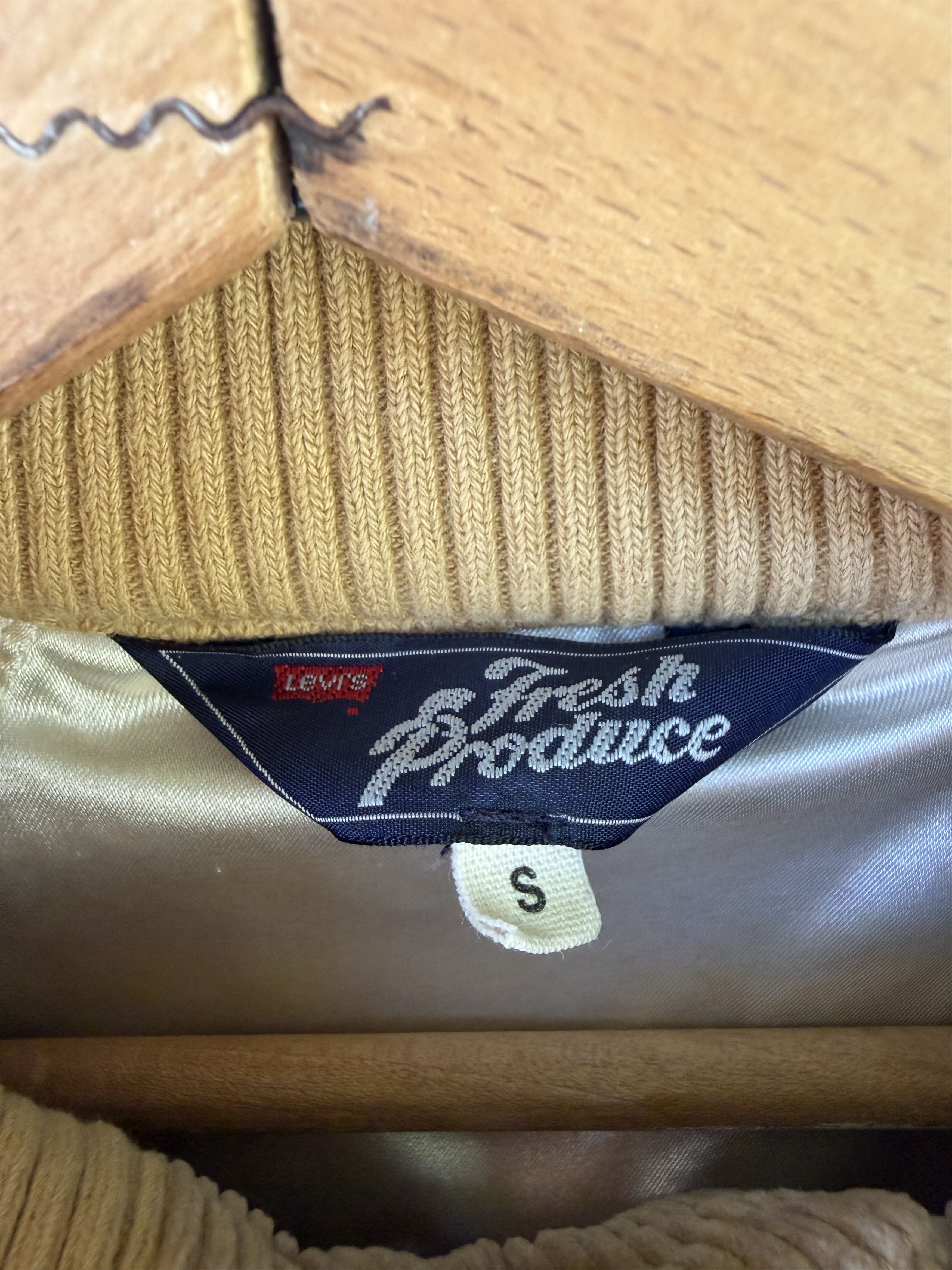 Levi's Vintage Clothing Levi's Vintage Clothing LVC Fresh Produce Cord Bomber Small Size US S / EU 44-46 / 1 - 2 Thumbnail
