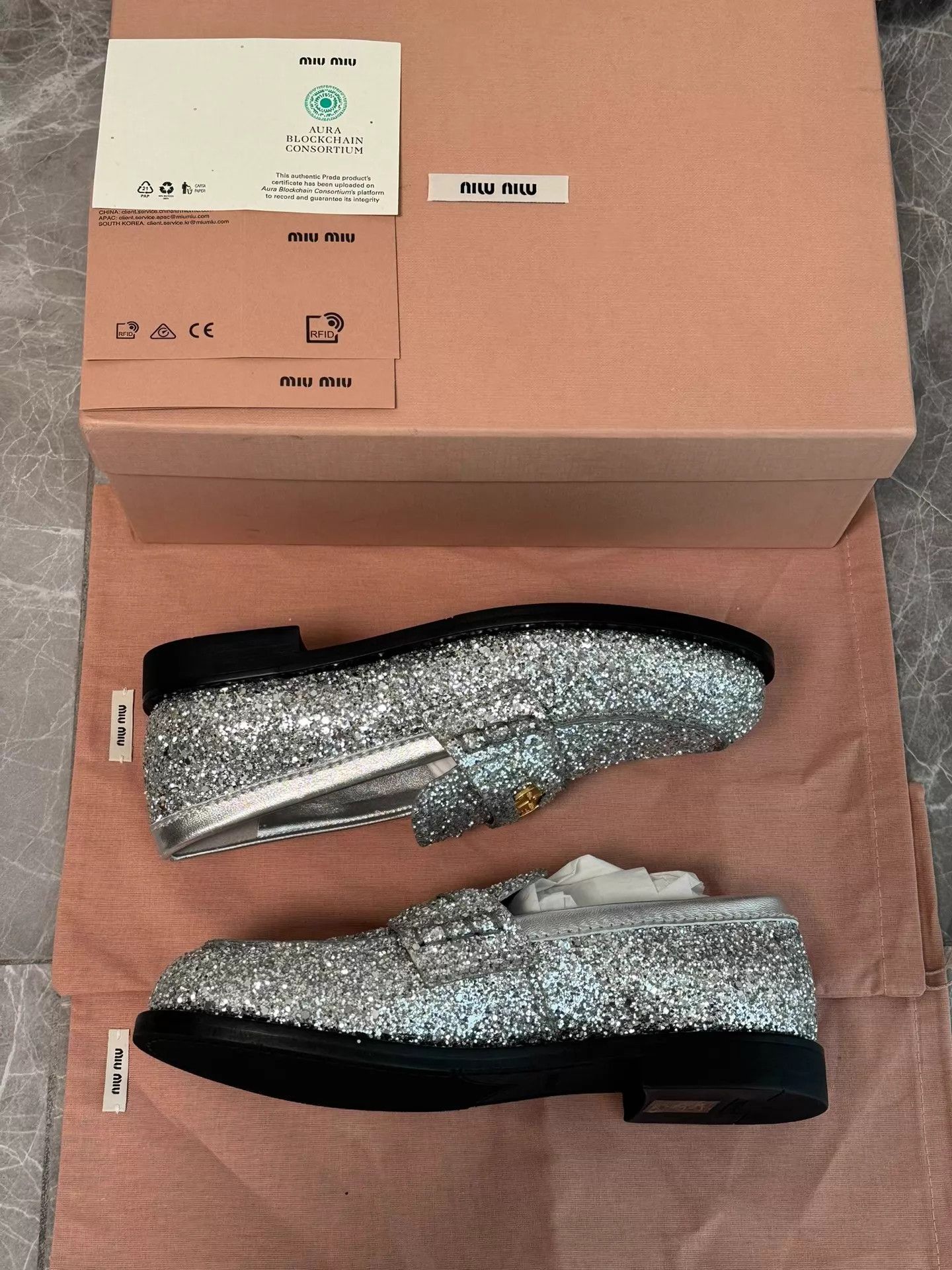 Miu Miu Miu Miu Penny Loafer Silver Sequin 36 Size US 5.5 / IT 35.5 - 7 Thumbnail