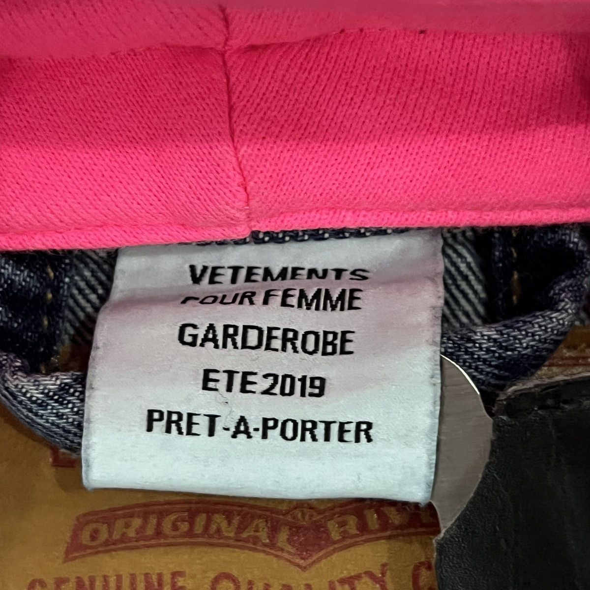 Levi's × Vetements Vetements Size US L / EU 52-54 / 3 - 18 Thumbnail