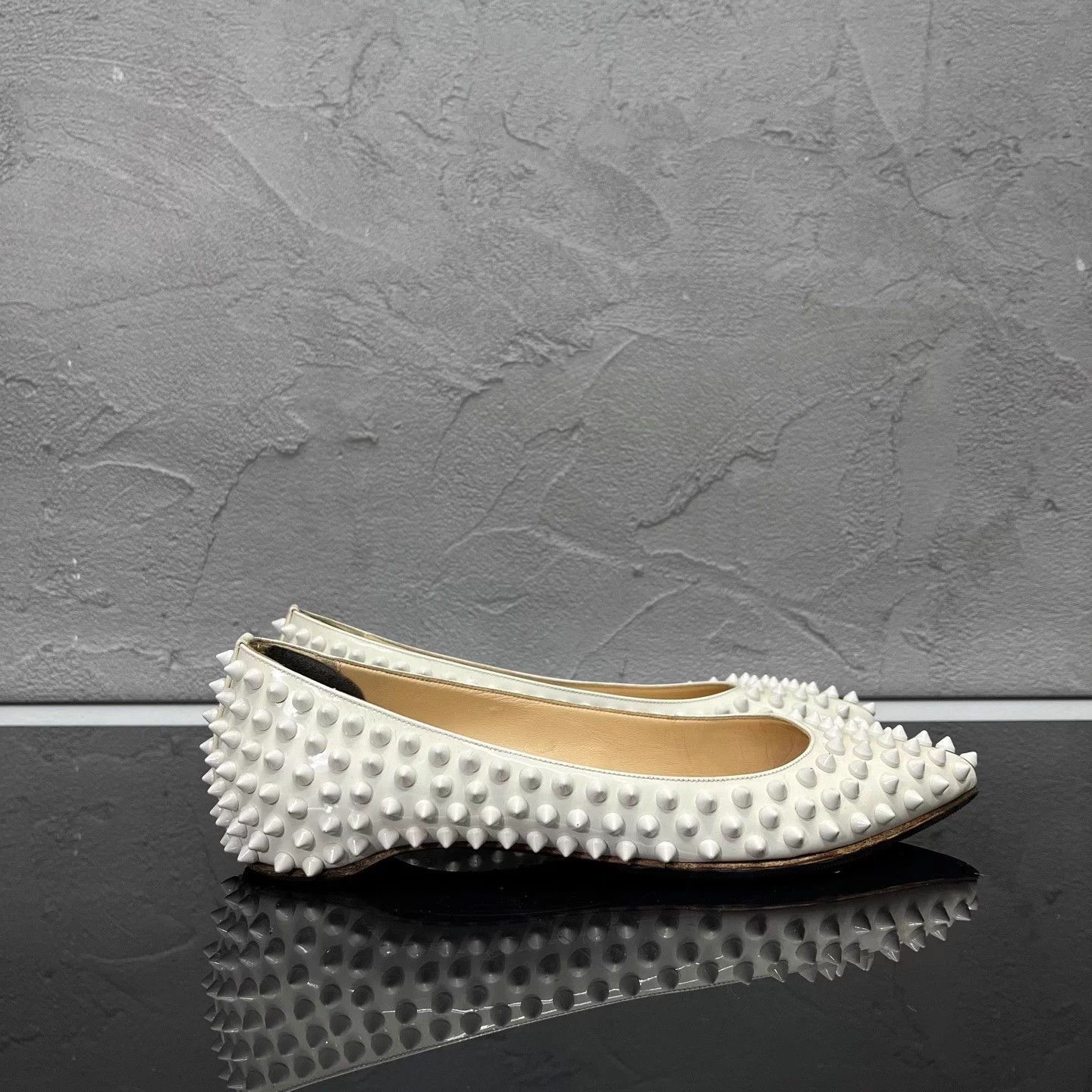 Christian Louboutin CL studded pointed toe flat 36.5 95 new Size US 5 / IT 35 - 3 Thumbnail