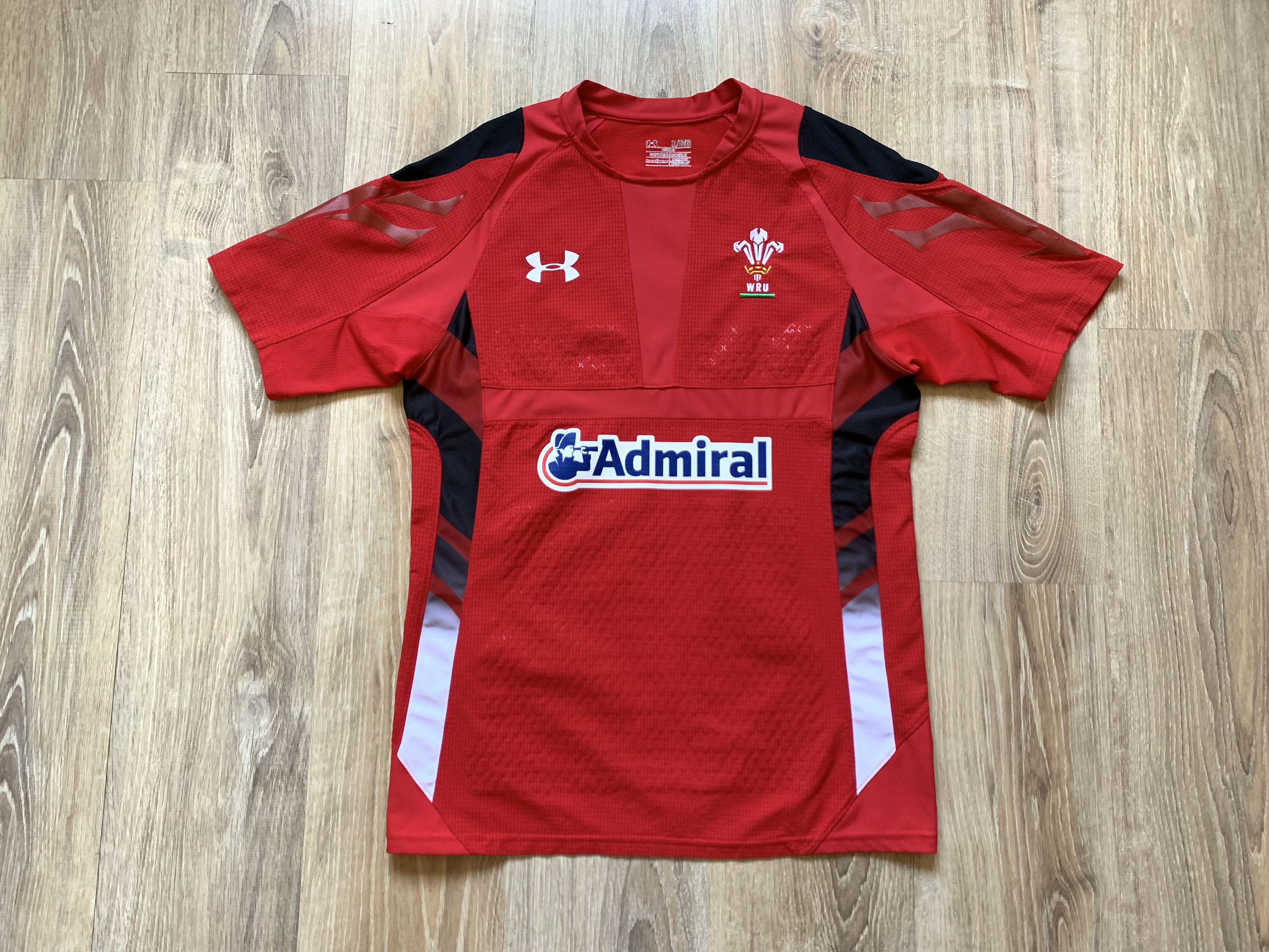 Under Armour × Vintage Under Armour Wales Rugby Union Home Jersey Size US XL / EU 56 / 4 - 3 Thumbnail