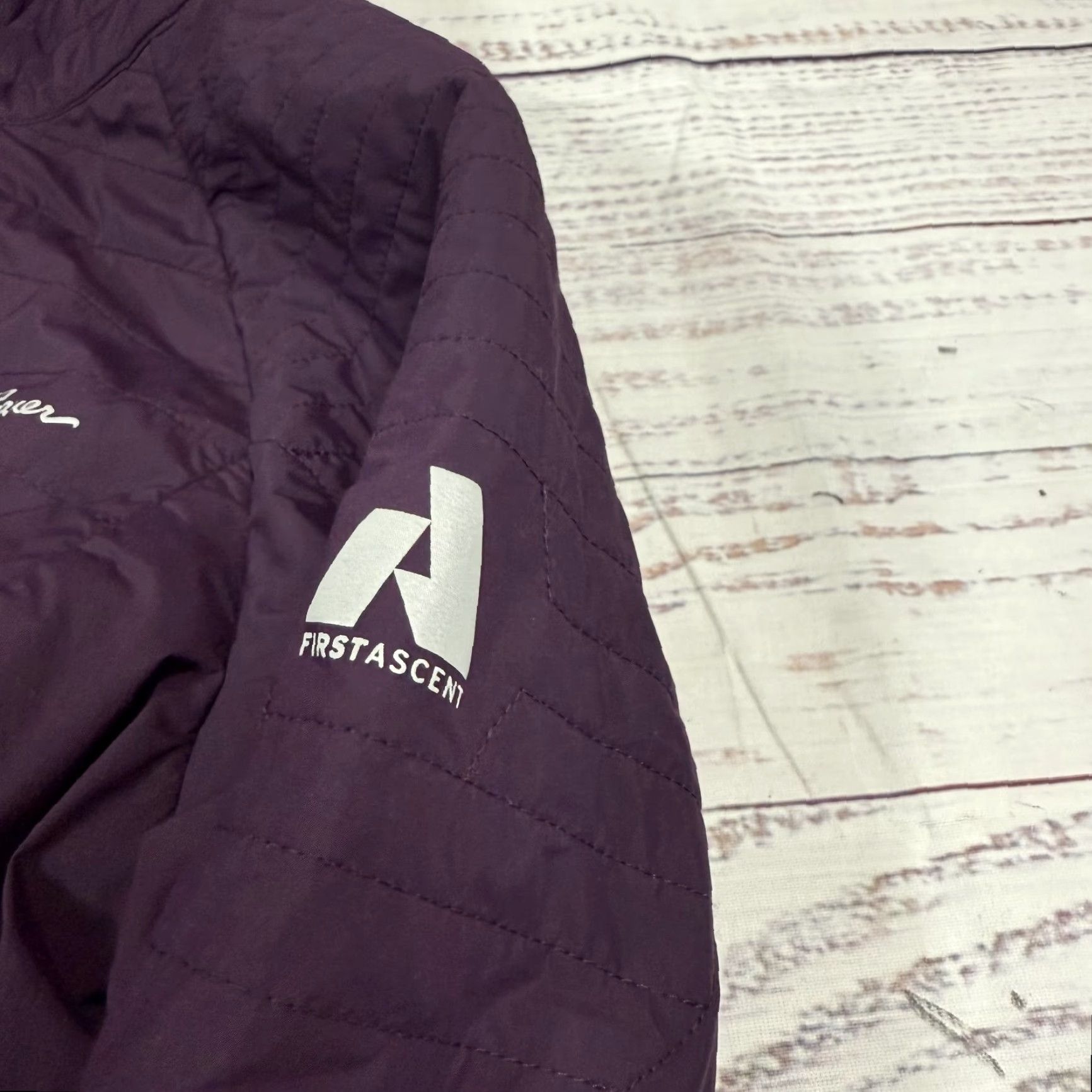 Eddie Bauer Eddie Bauer First Ascent Purple Jacket Insulated Full Zip Women's Sz S Size S / US 4 / IT 40 - 7 Thumbnail