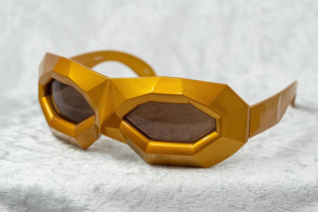 Vintage × Walter Van Beirendonck Walter Van Beirendonck Sunglasses Shiny Gold and Brown Size ONE SIZE - 7 Thumbnail