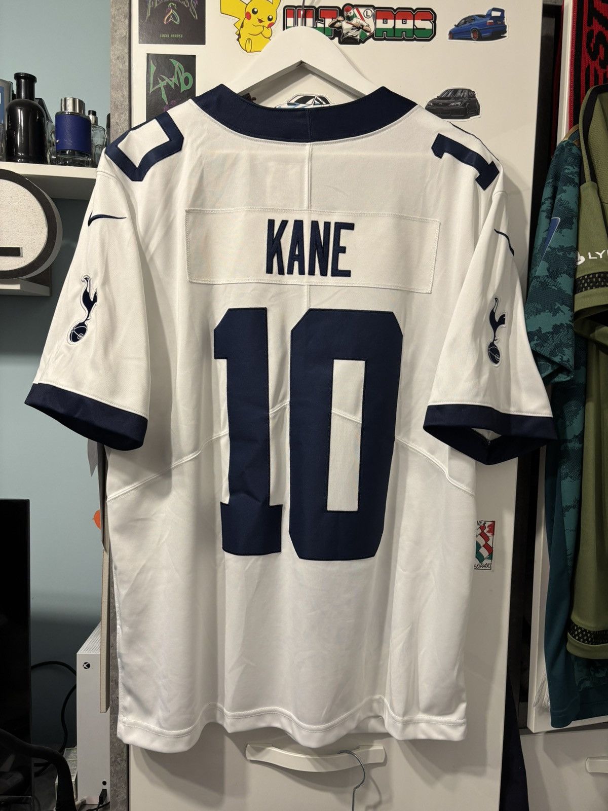 Nike Tottenham x NFL Kane 10 Size US XL / EU 56 / 4 - 1 Thumbnail