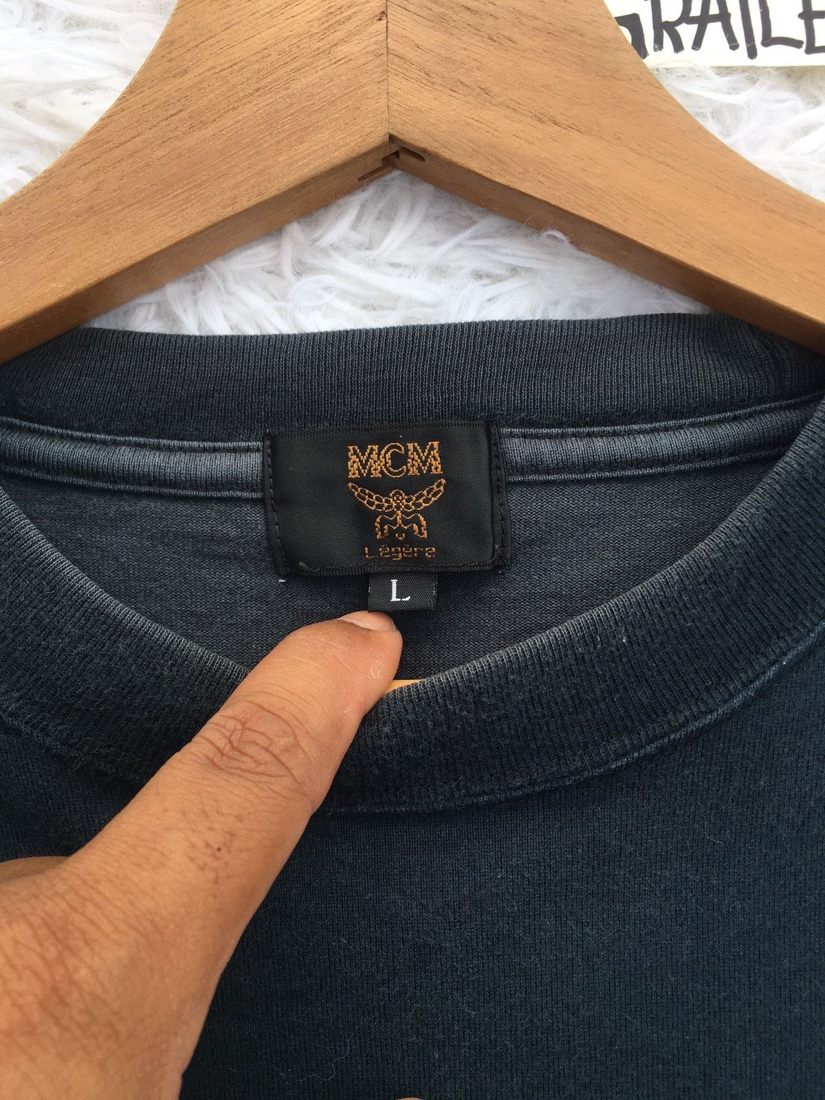 MCM Vintage MCM Logo Tshirt Size US L / EU 52-54 / 3 - 10 Thumbnail