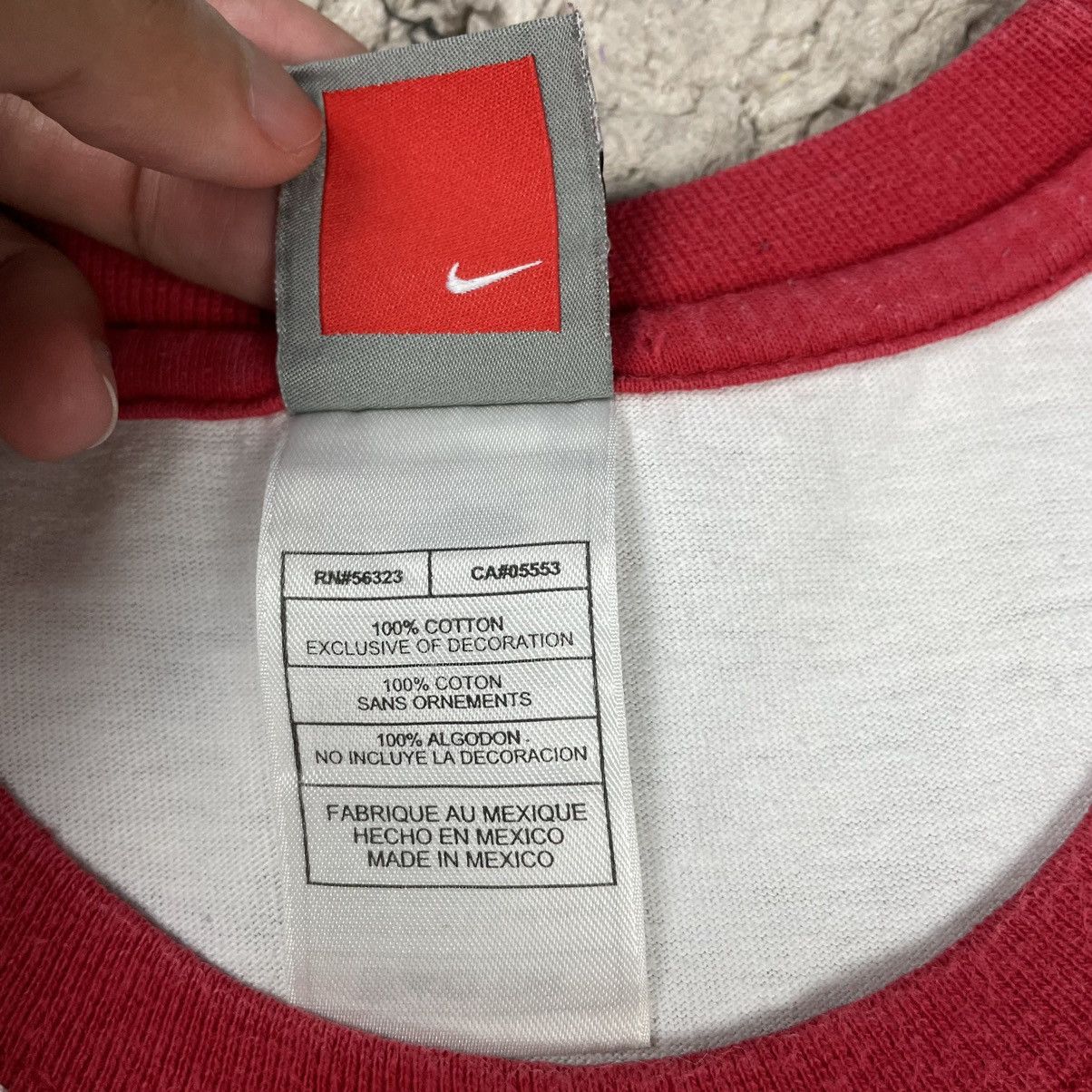 Vintage Vintage Nike Arsenal The Gunners Longsleeve T-shirt Size US XL / EU 56 / 4 - 24 Thumbnail