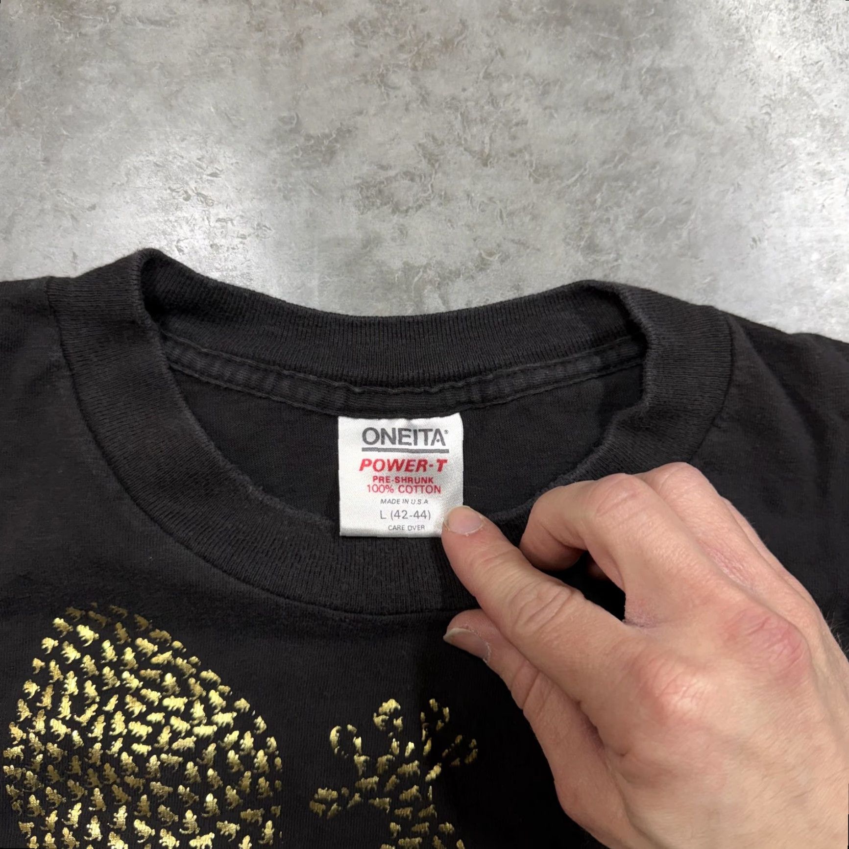 Vintage VINTAGE Oneita Shirt Mens L Black Hawaii Gold Gecko Graphic Tee 90s Size US L / EU 52-54 / 3 - 3 Thumbnail