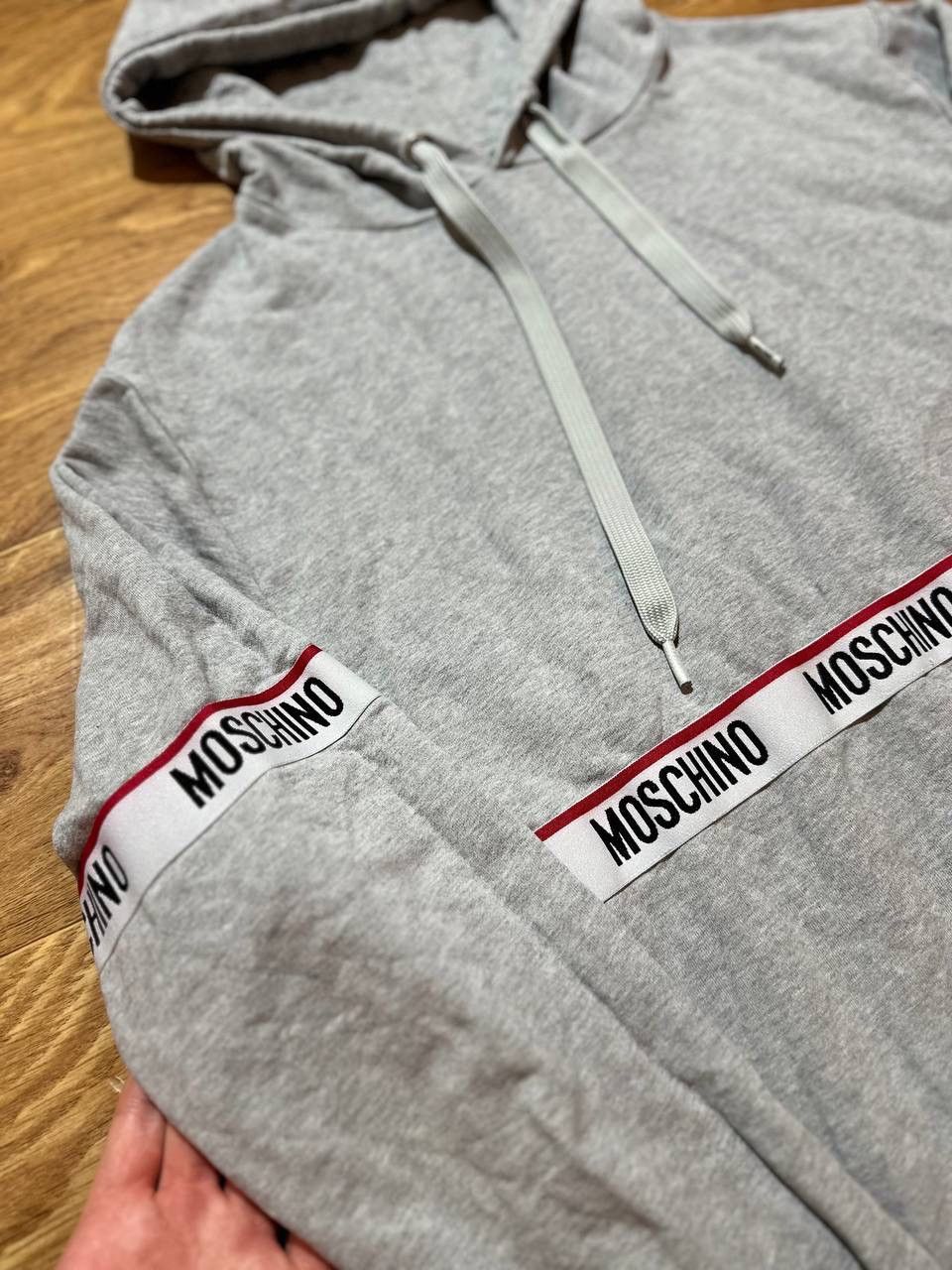 Moschino Hoodie Moschino Designer Classic Tape Logo Men’s M Size Grey Size US M / EU 48-50 / 2 - 3 Thumbnail