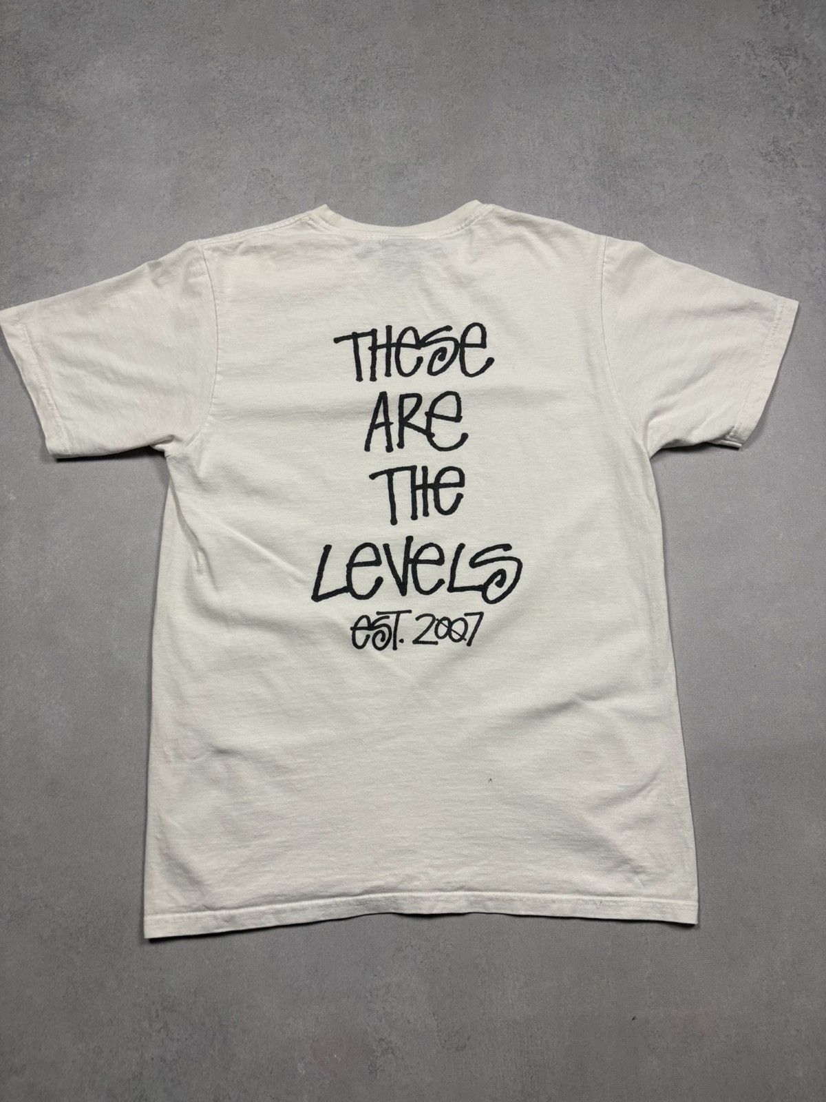 Stussy Stussy X Deviations Anniversary White Tee Minimal Streetwear Size US S / EU 44-46 / 1 - 1 Thumbnail